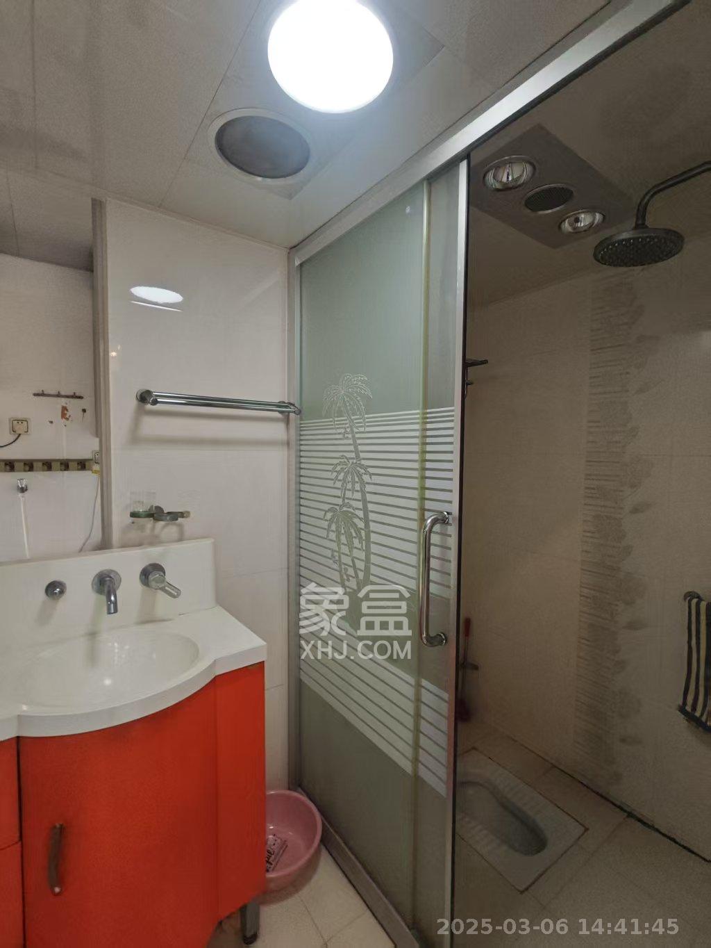 顺天黄金海岸  5室2厅2卫    3500.0元/月 顺天黄金海岸  5室2厅2卫    3500.0元/月室内图