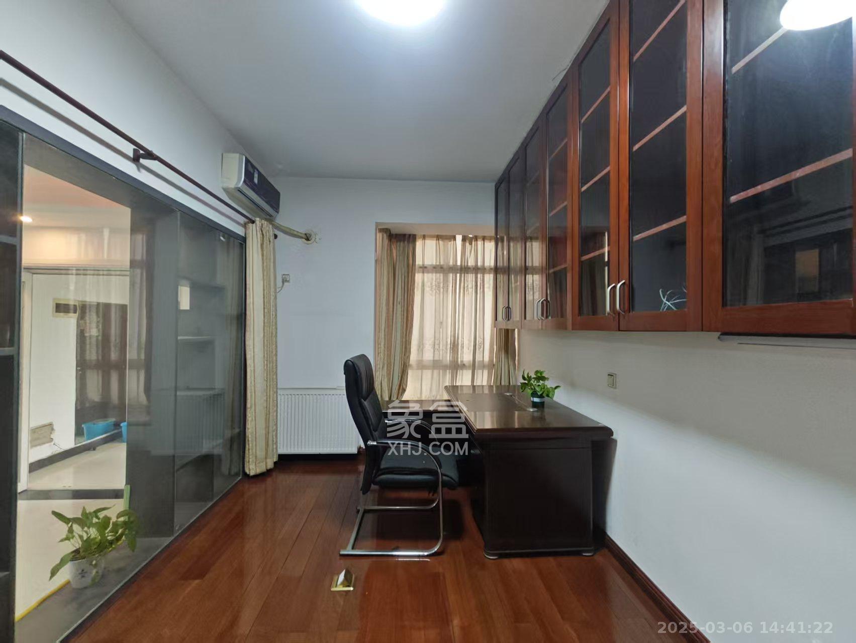 顺天黄金海岸  5室2厅2卫    3500.0元/月 顺天黄金海岸  5室2厅2卫    3500.0元/月室内图