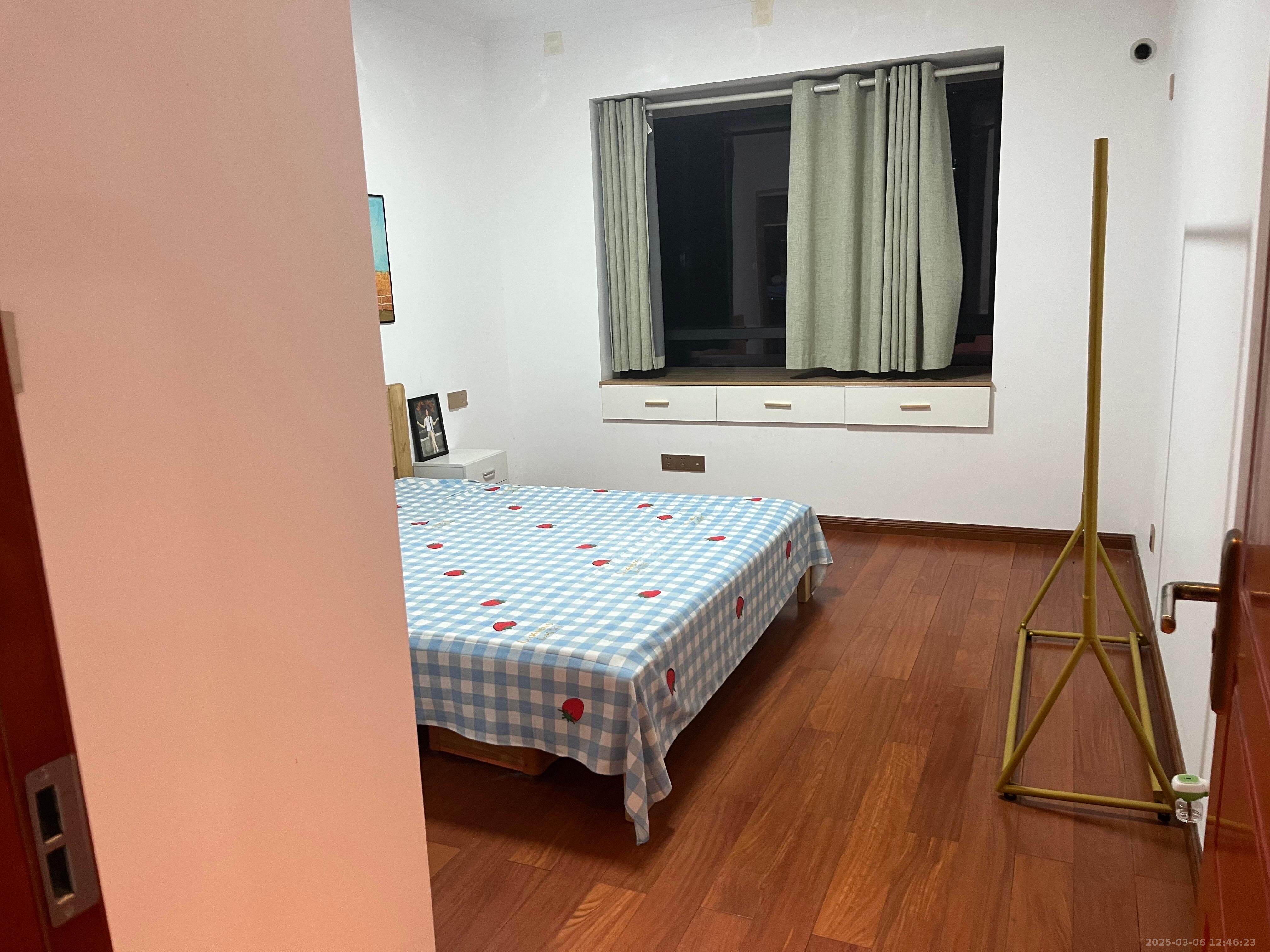 城市公园 3室2厅1卫 2000.0元/月 城市公园 3室2厅1卫 2000.0元/月室内图