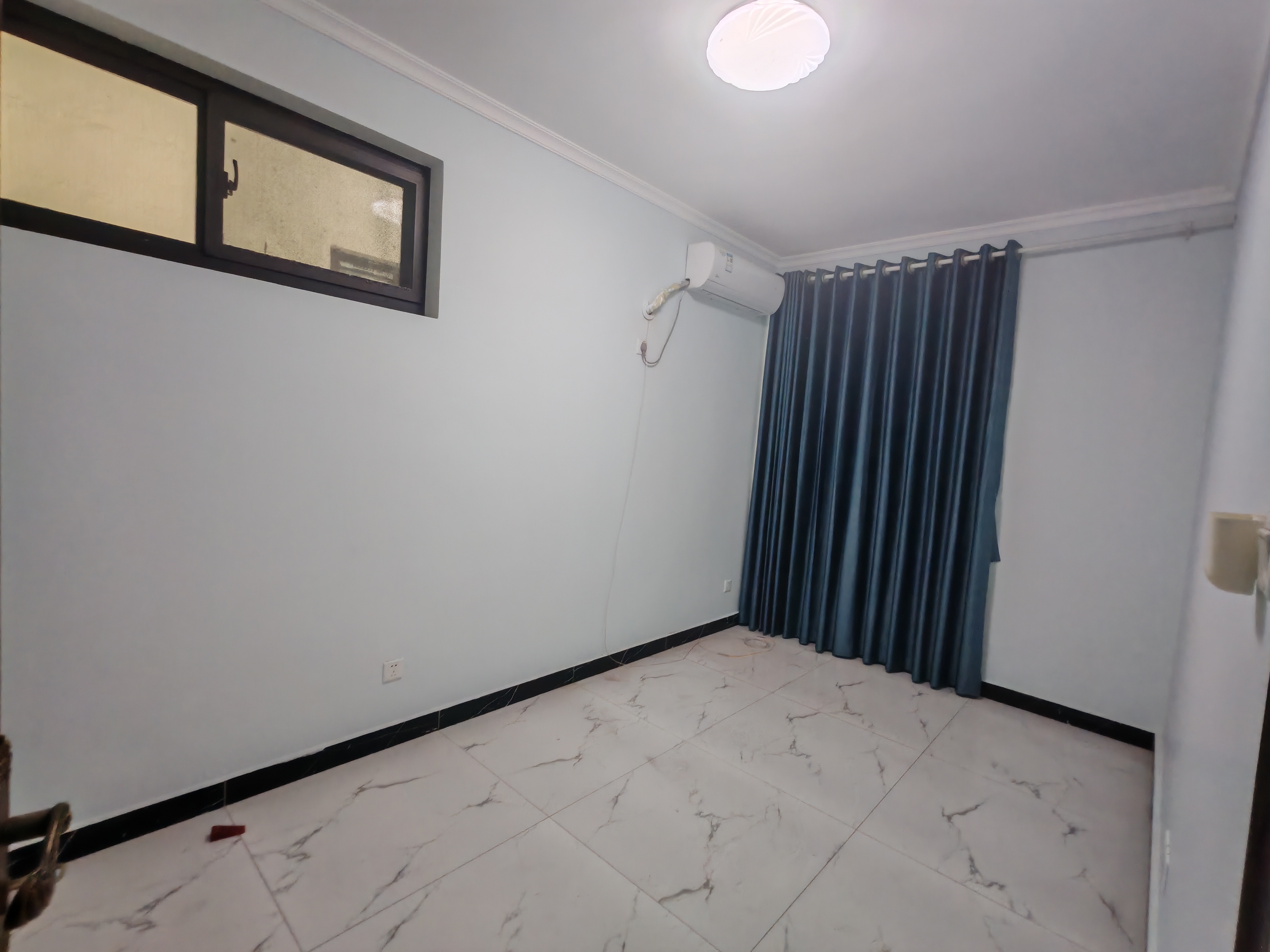 外经别墅 6室2厅2卫 11000.0元/月 外经别墅 6室2厅2卫 11000.0元/月室内图