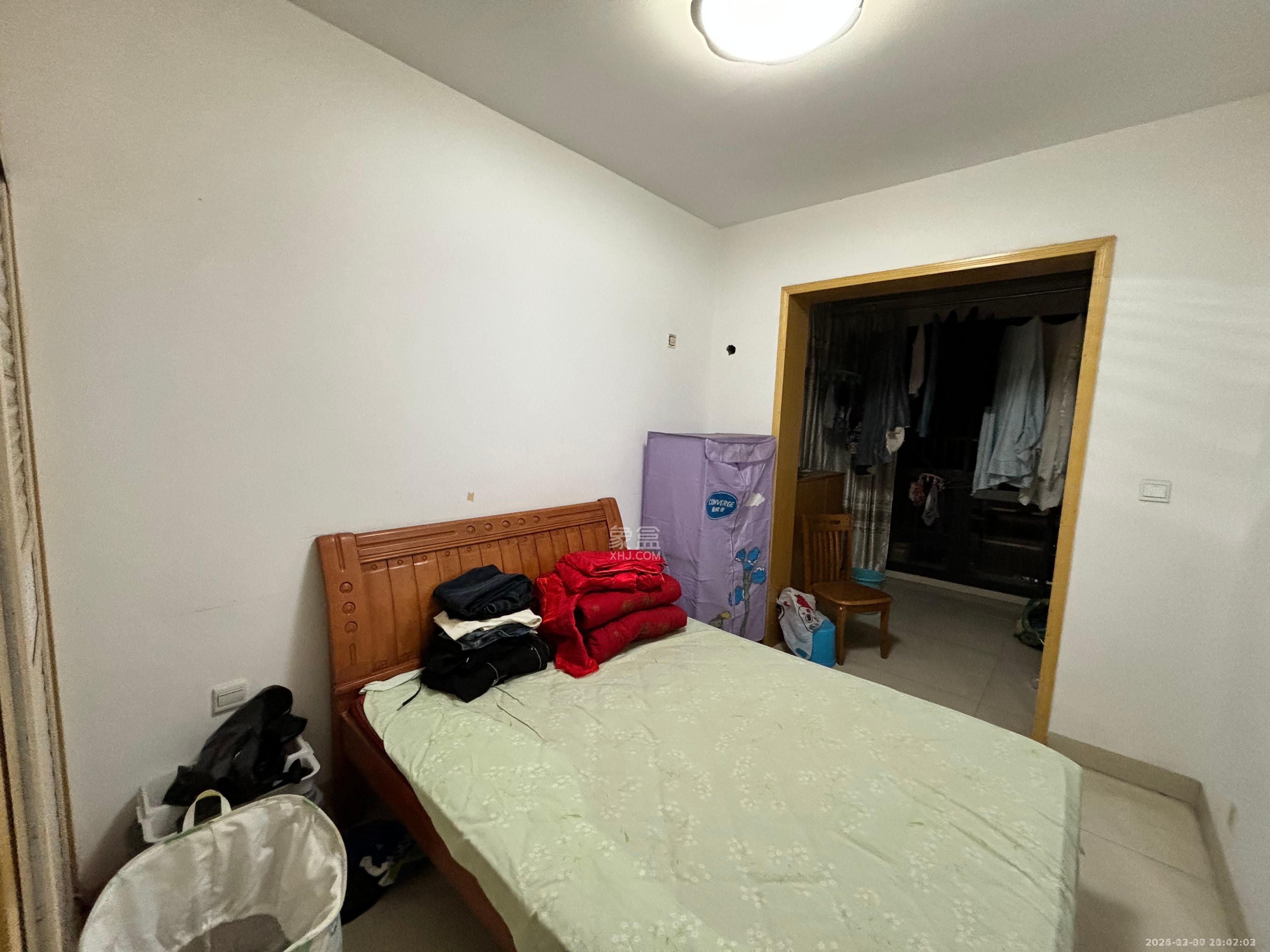 月塘二期  3室2厅2卫   1300.00元/月室内图