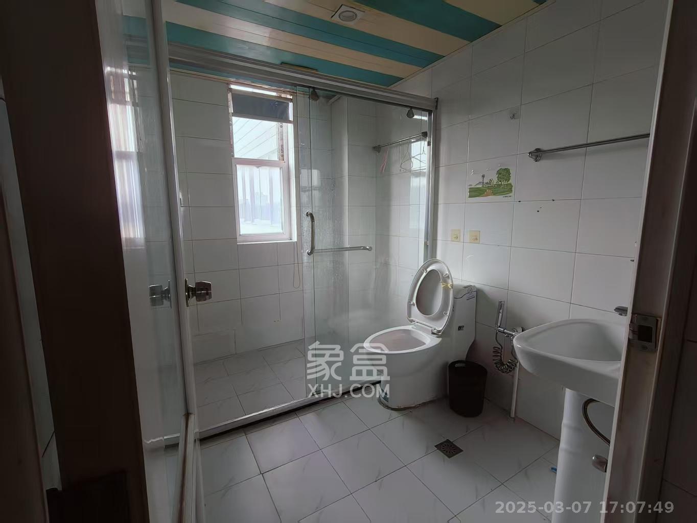 长沙市自来水公司住宅小区（白沙路119号）  3室2厅1卫   3200.00元/月室内图