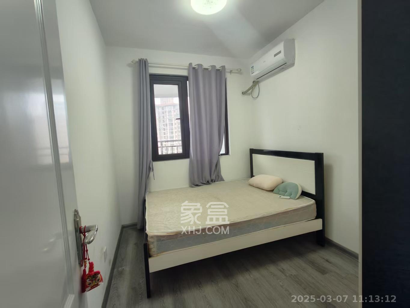 融创融公馆(融创臻苑)  3室2厅2卫    2500.0元/月 融创融公馆(融创臻苑)  3室2厅2卫    2500.0元/月室内图