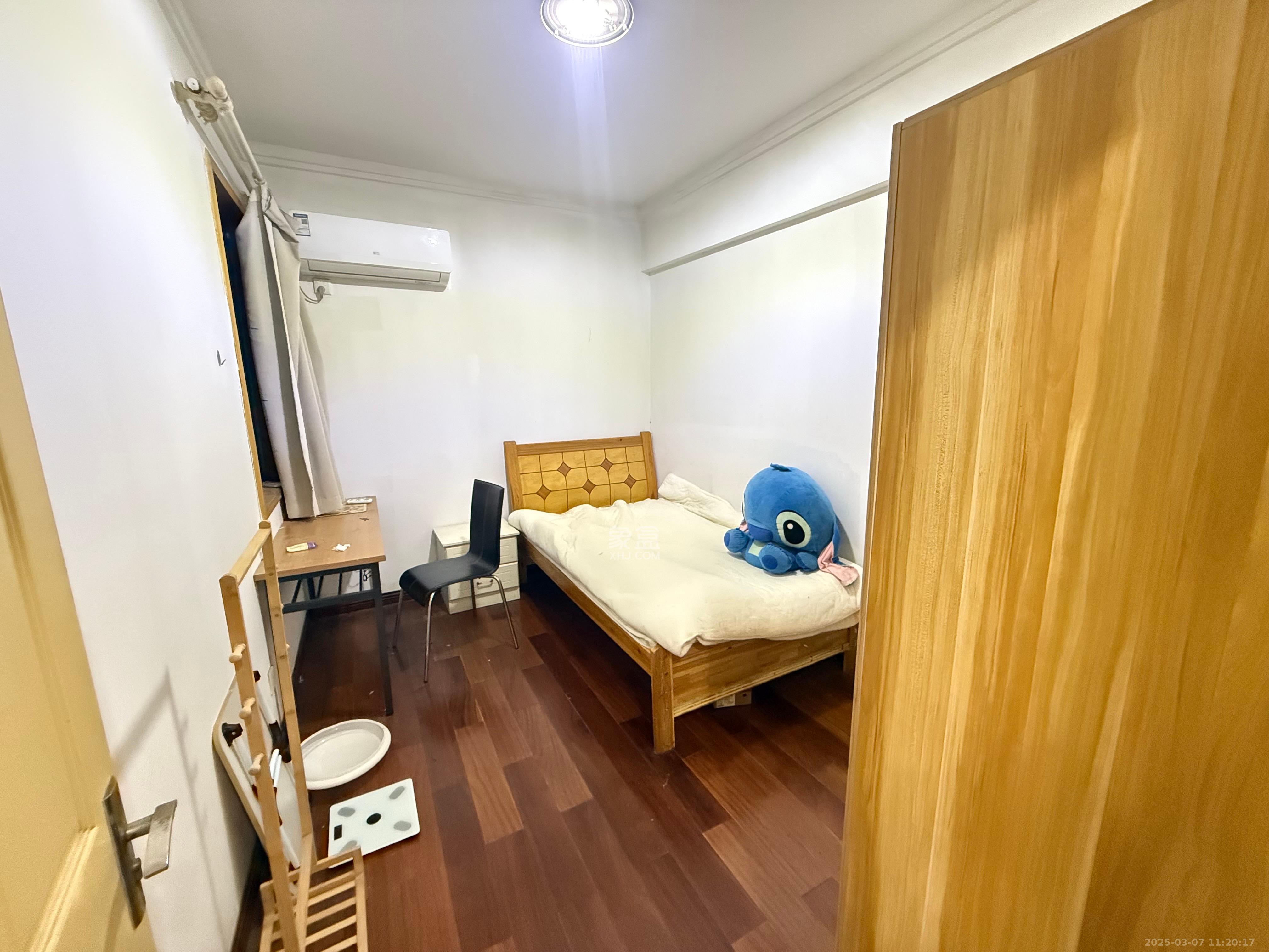 农广校单位宿舍  1室2厅2卫   2800.00元/月室内图