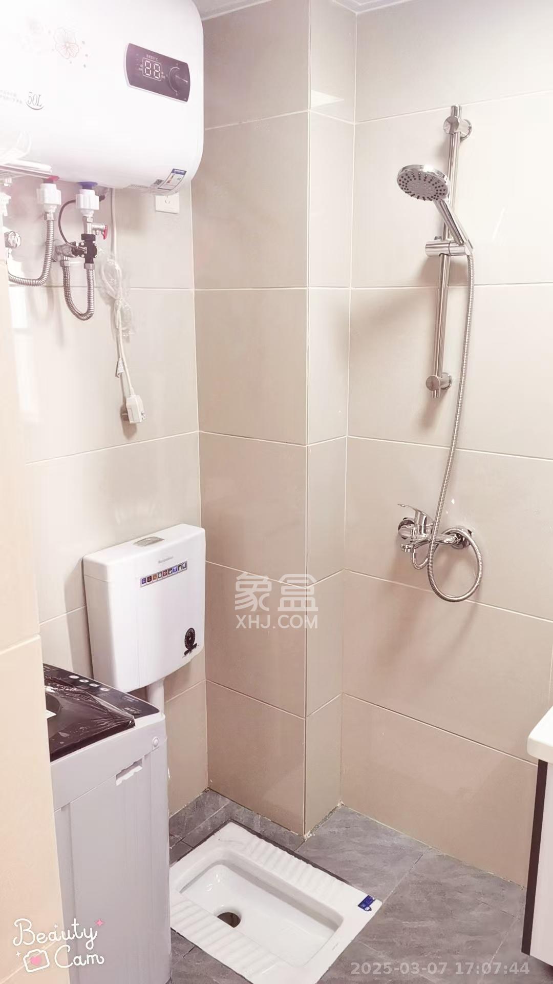 中建悦和城  1室1厅1卫    1000.0元/月 中建悦和城  1室1厅1卫    1000.0元/月