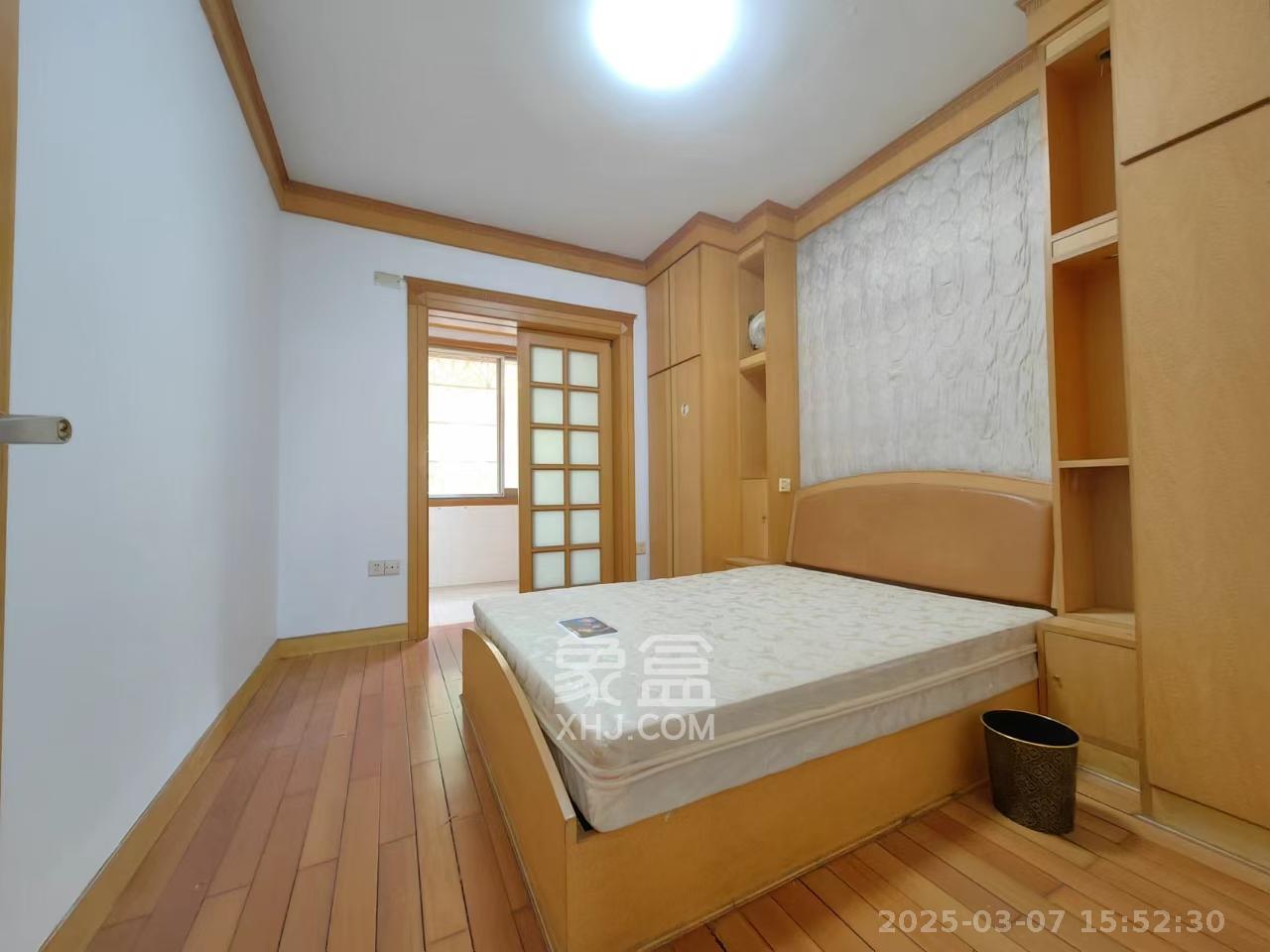 省水院宿舍  3室2厅1卫   2400.00元/月室内图