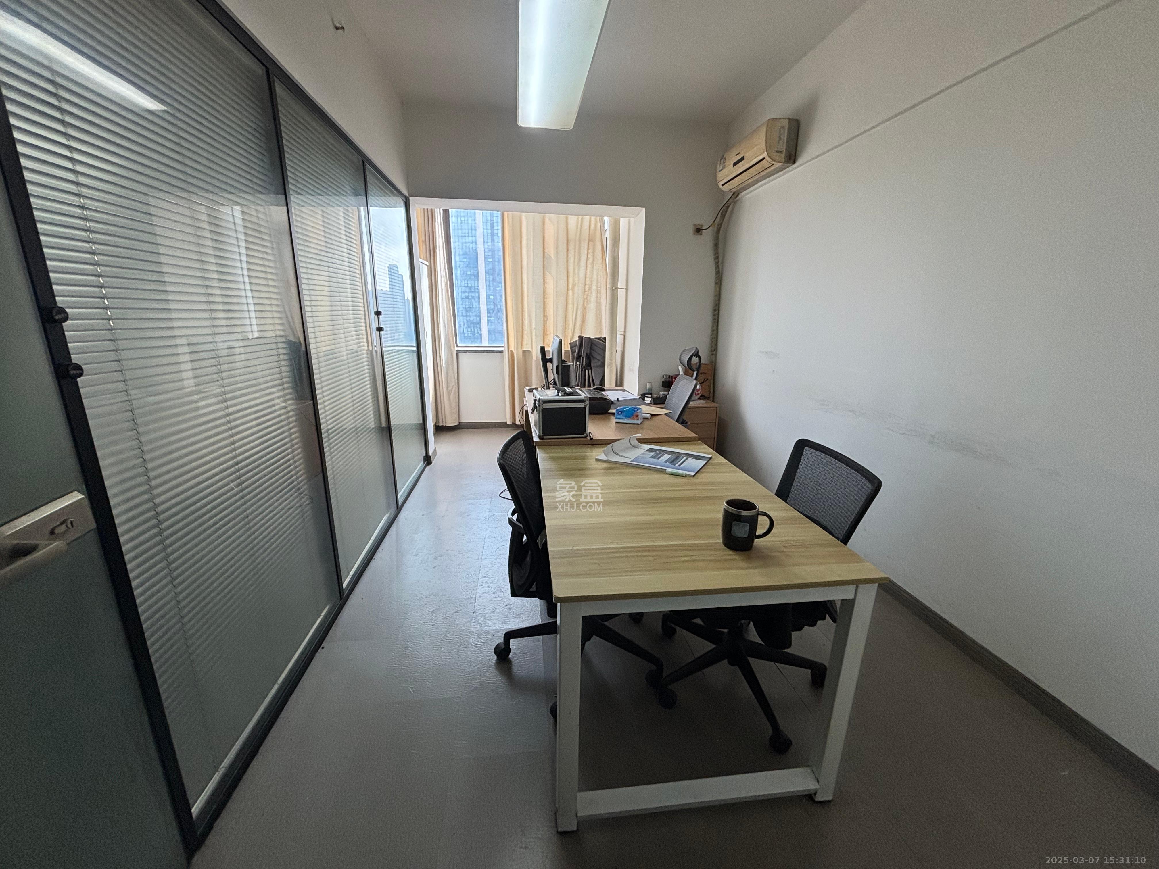 喜盈门范城 1室0厅0卫 4500.0元/月 喜盈门范城 1室0厅0卫 4500.0元/月室内图