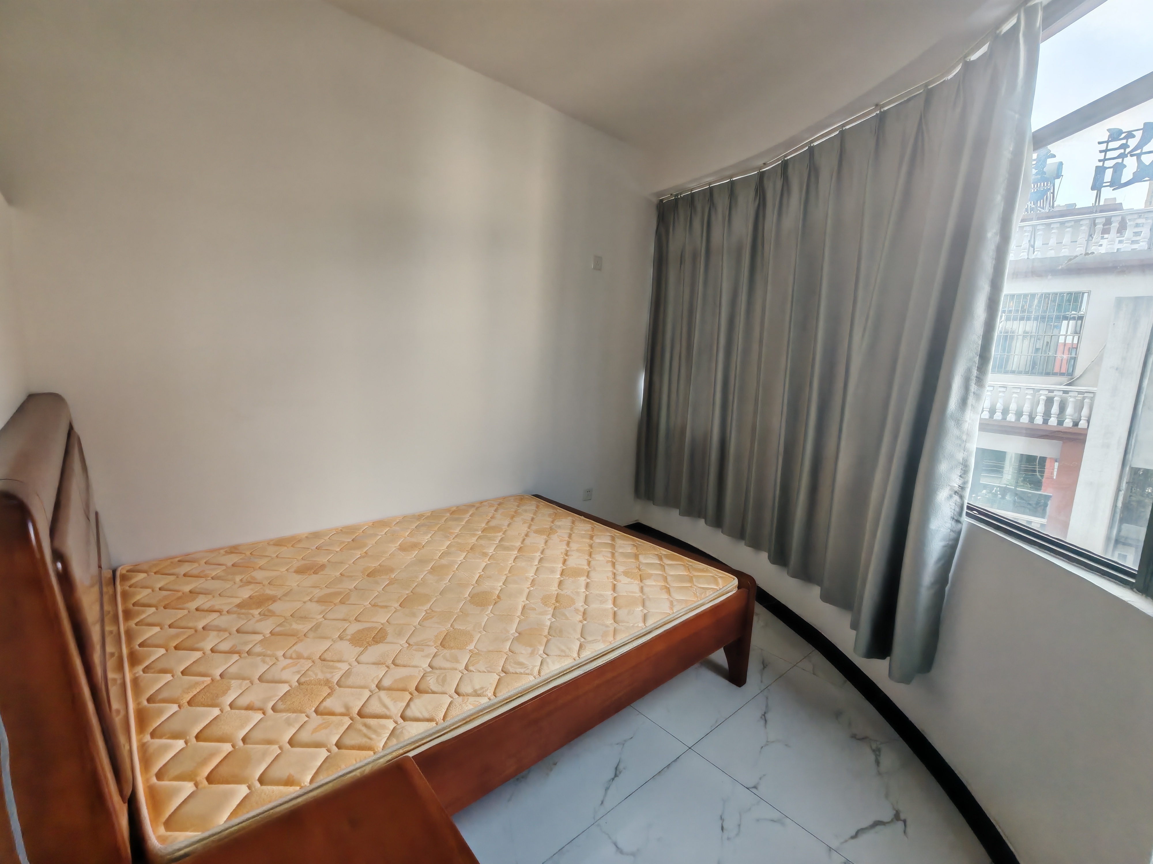 外经别墅 6室2厅2卫 11000.0元/月 外经别墅 6室2厅2卫 11000.0元/月室内图