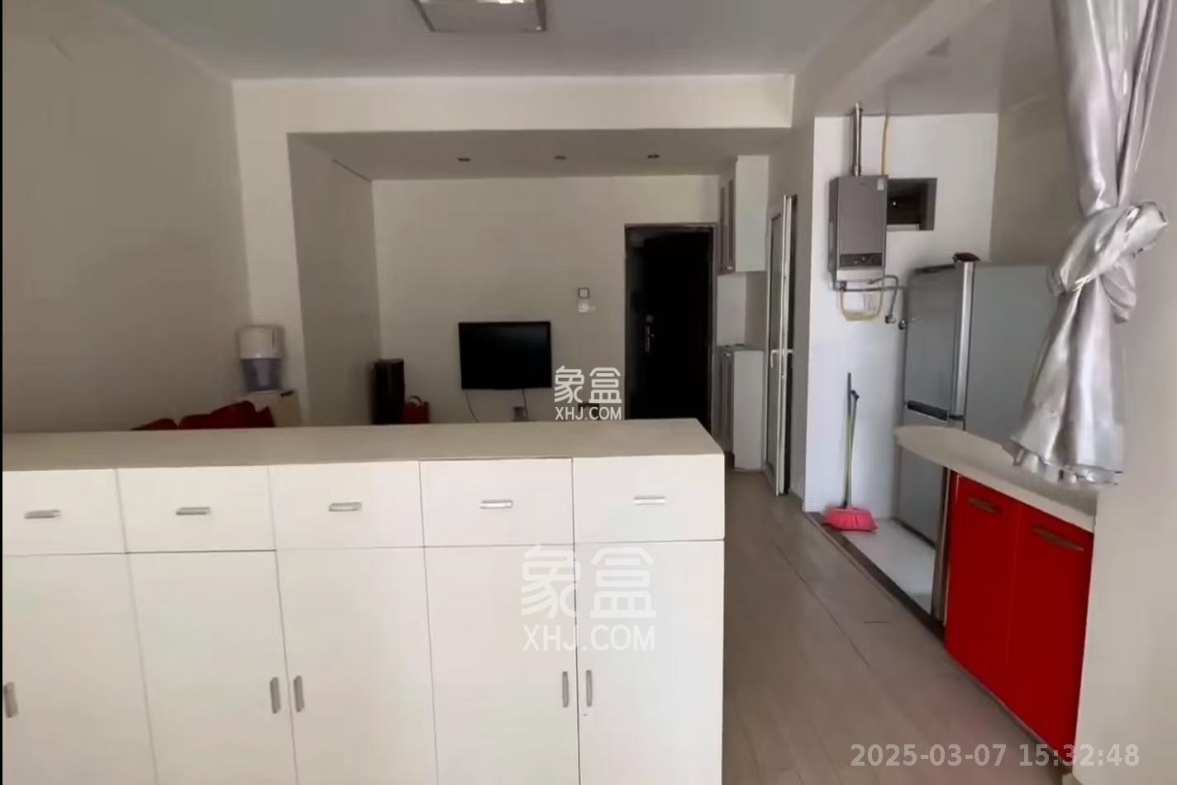 佳美星城 1室1厅1卫 1500.0元/月 佳美星城 1室1厅1卫 1500.0元/月室内图