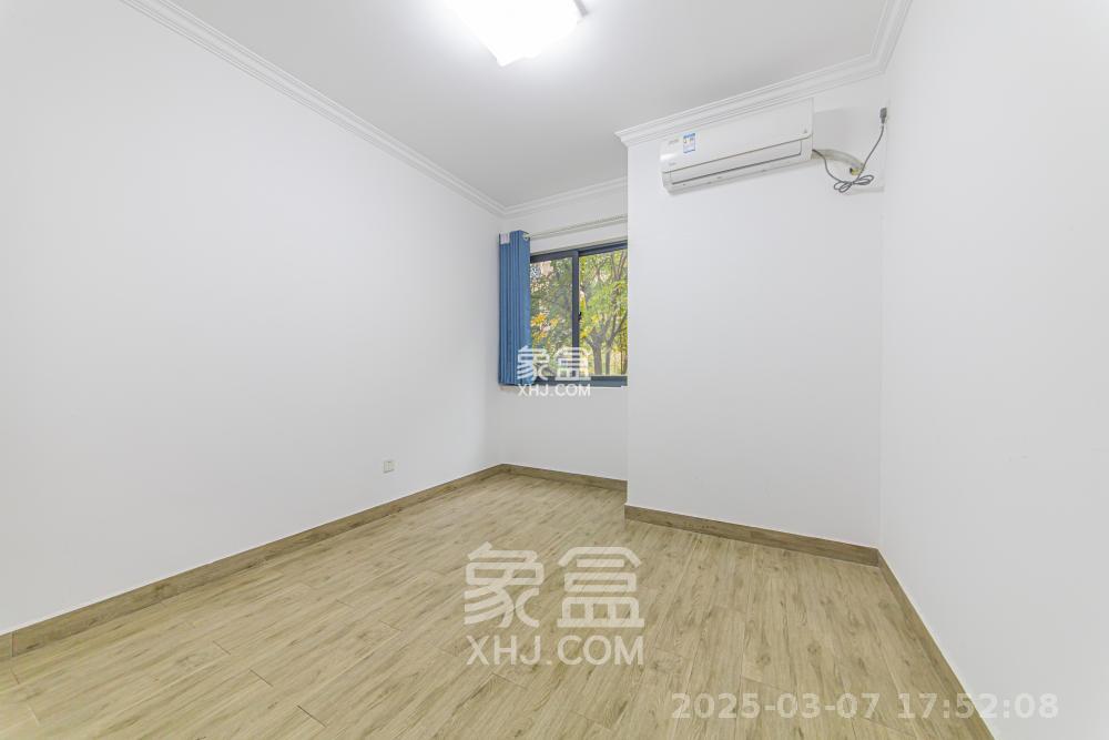 中建芙蓉嘉苑 4室2厅2卫 2800.0元/月 中建芙蓉嘉苑 4室2厅2卫 2800.0元/月室内图