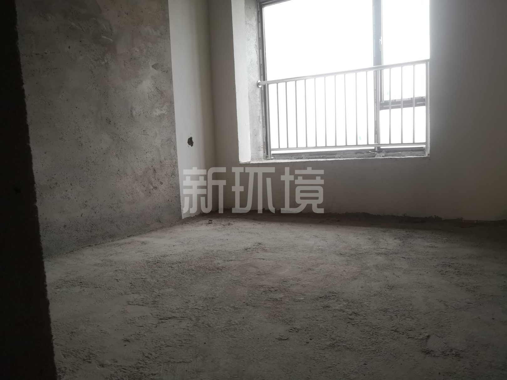 山水印象澜庭  3室2厅2卫   84.80万客厅