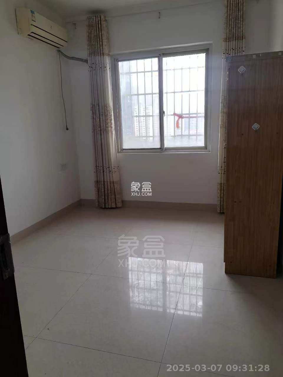 香草园二期春晓  3室2厅2卫    1500.0元/月 香草园二期春晓  3室2厅2卫    1500.0元/月室内图1