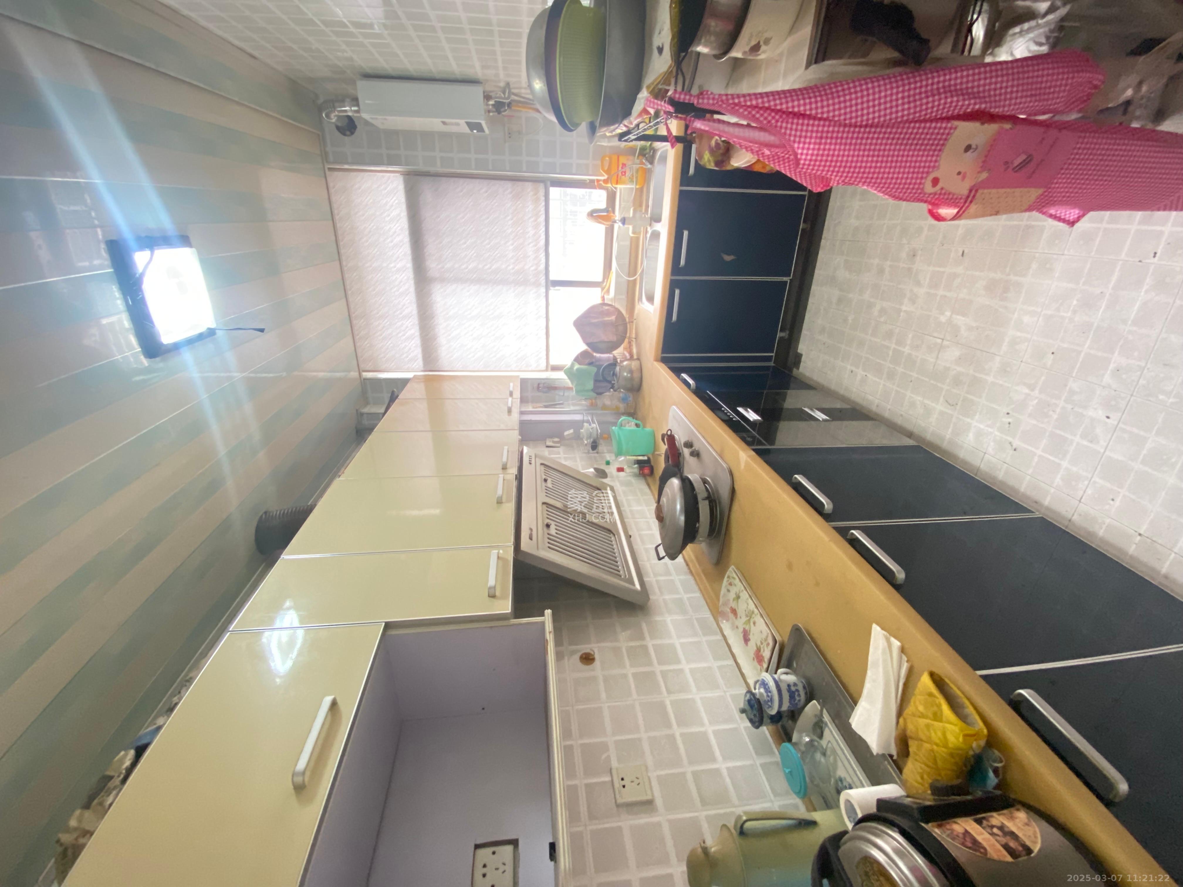 兴联母山小区  2室2厅2卫   1300.00元/月室内图