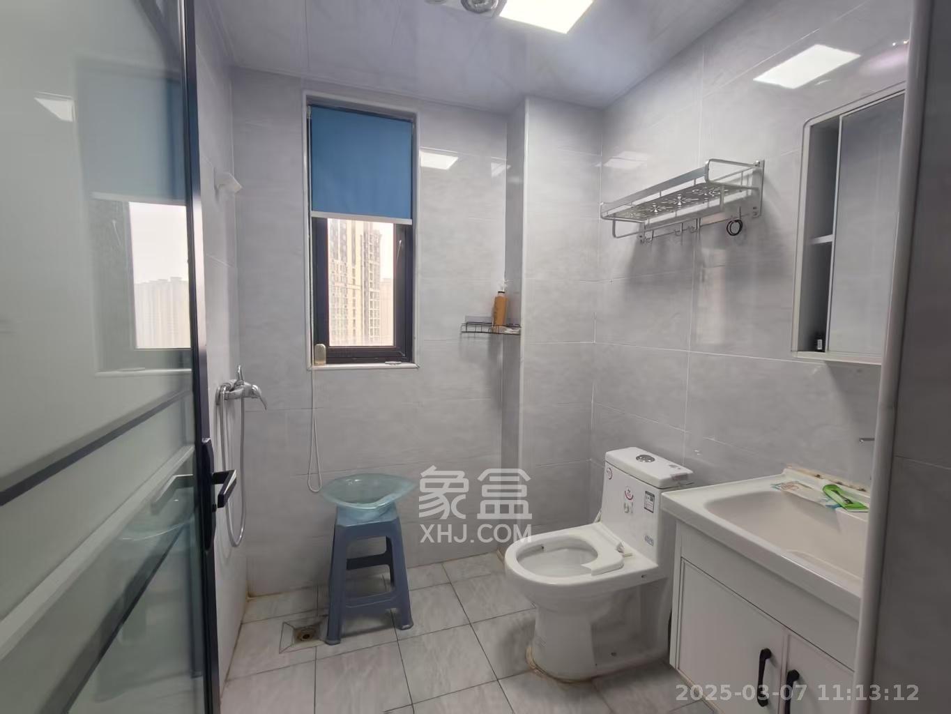 融创融公馆(融创臻苑)  3室2厅2卫    2500.0元/月 融创融公馆(融创臻苑)  3室2厅2卫    2500.0元/月室内图