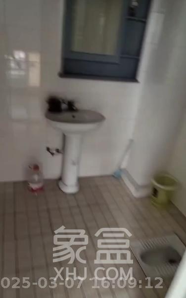 伍家岭生活广场 2室1厅1卫 2000.0元/月 伍家岭生活广场 2室1厅1卫 2000.0元/月室内图