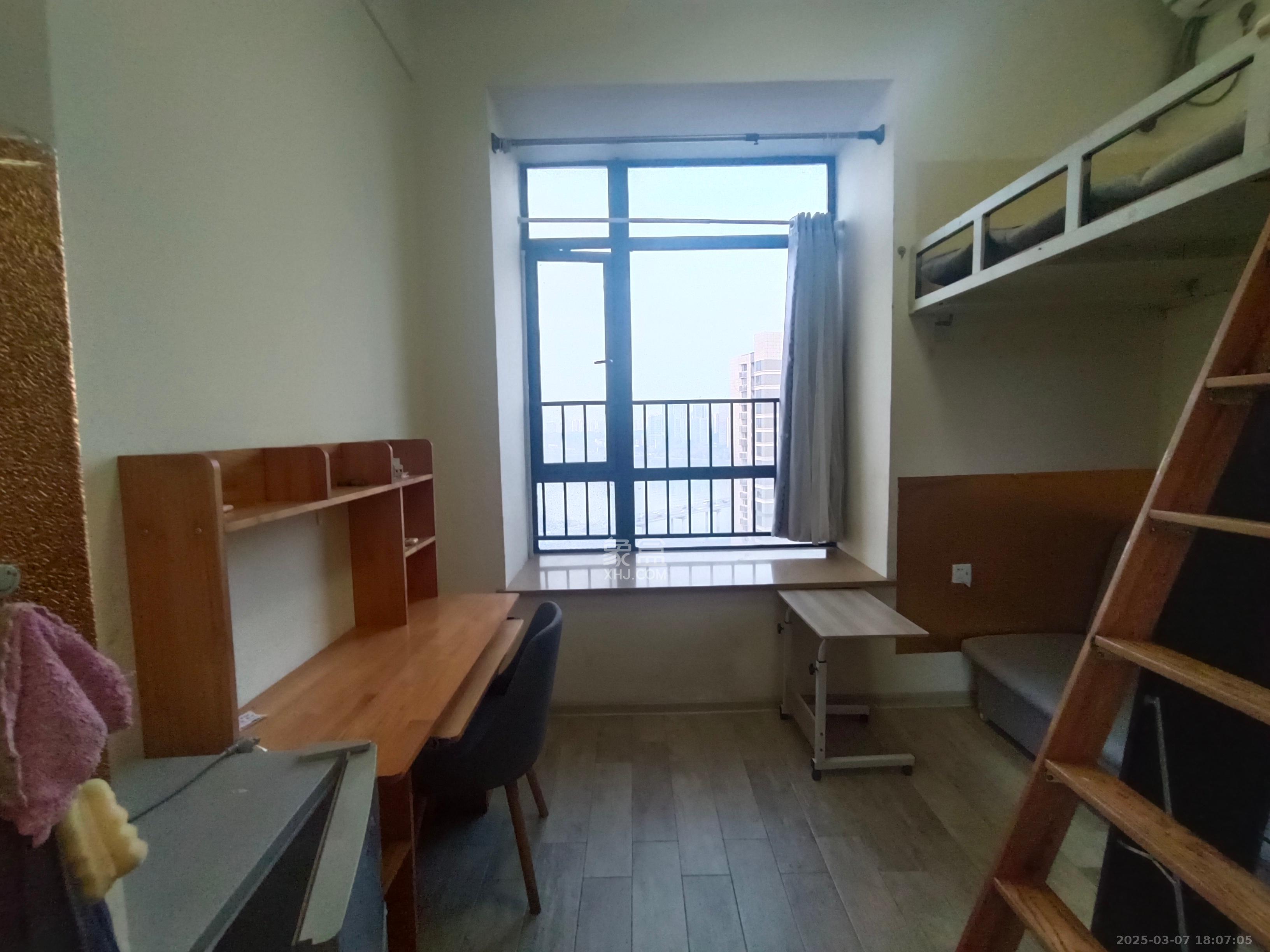 兰亭湾畔 1室1厅1卫 900.0元/月 兰亭湾畔 1室1厅1卫 900.0元/月室内图