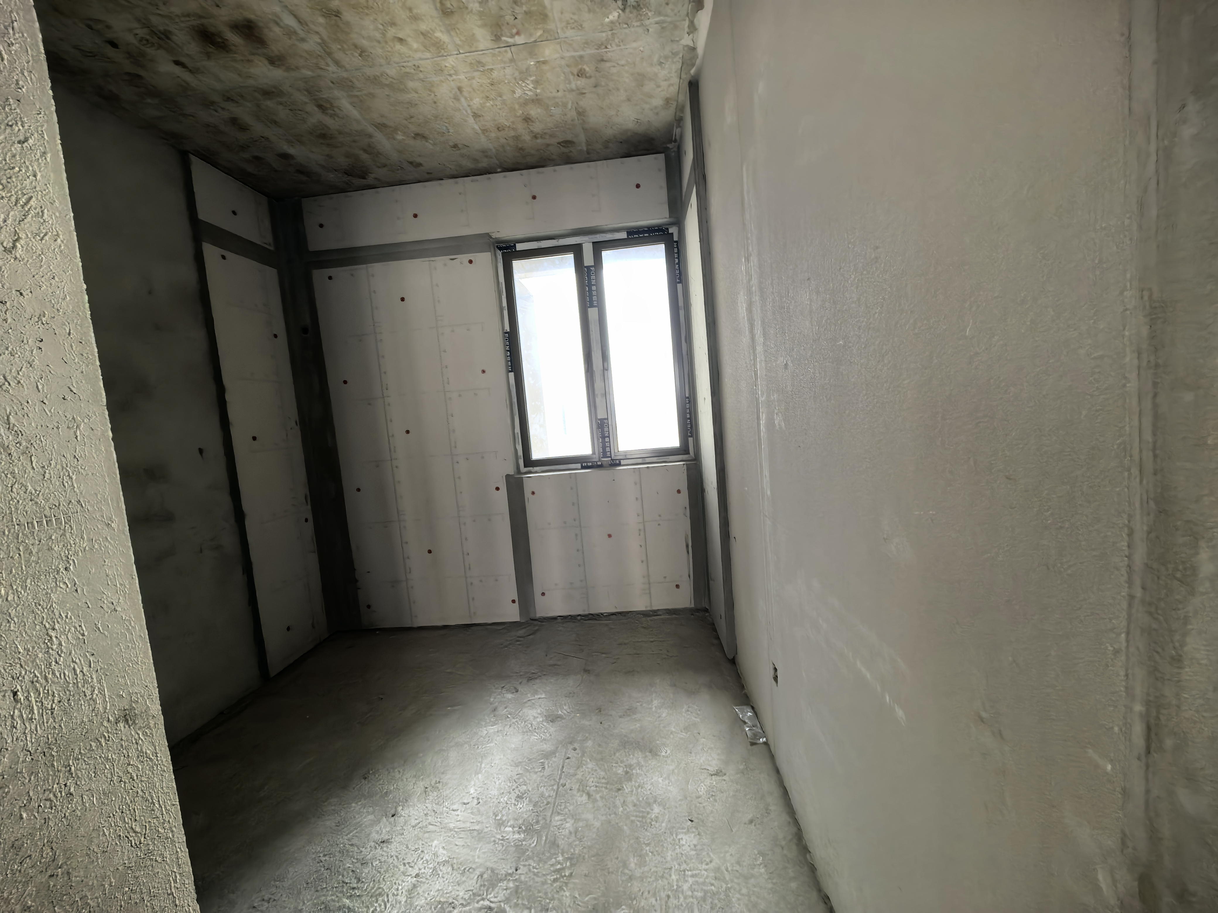 吾悦广场 4室2厅2卫 69.8万 吾悦广场 4室2厅2卫 69.8万客厅