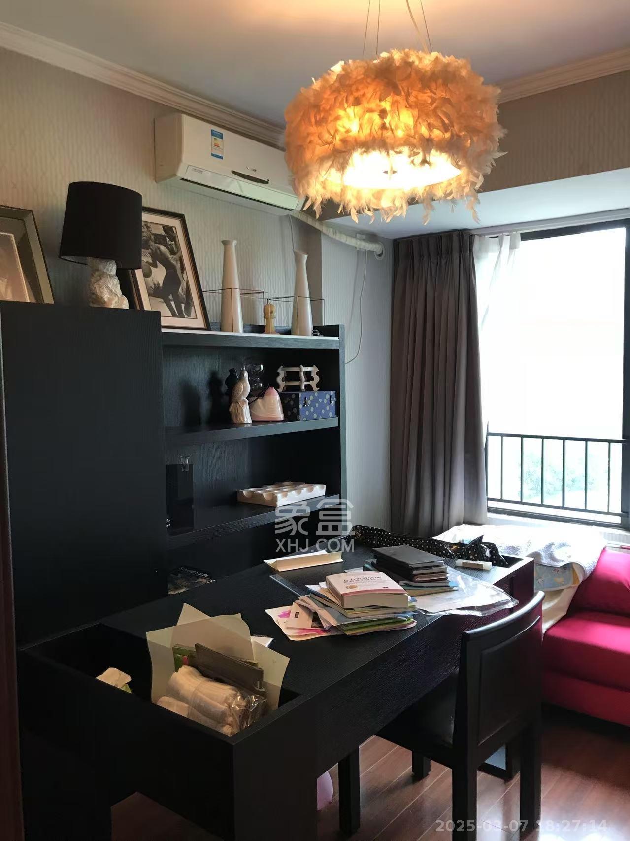 万科金域华府一期 1室2厅1卫 2400.0元/月 万科金域华府一期 1室2厅1卫 2400.0元/月室内图