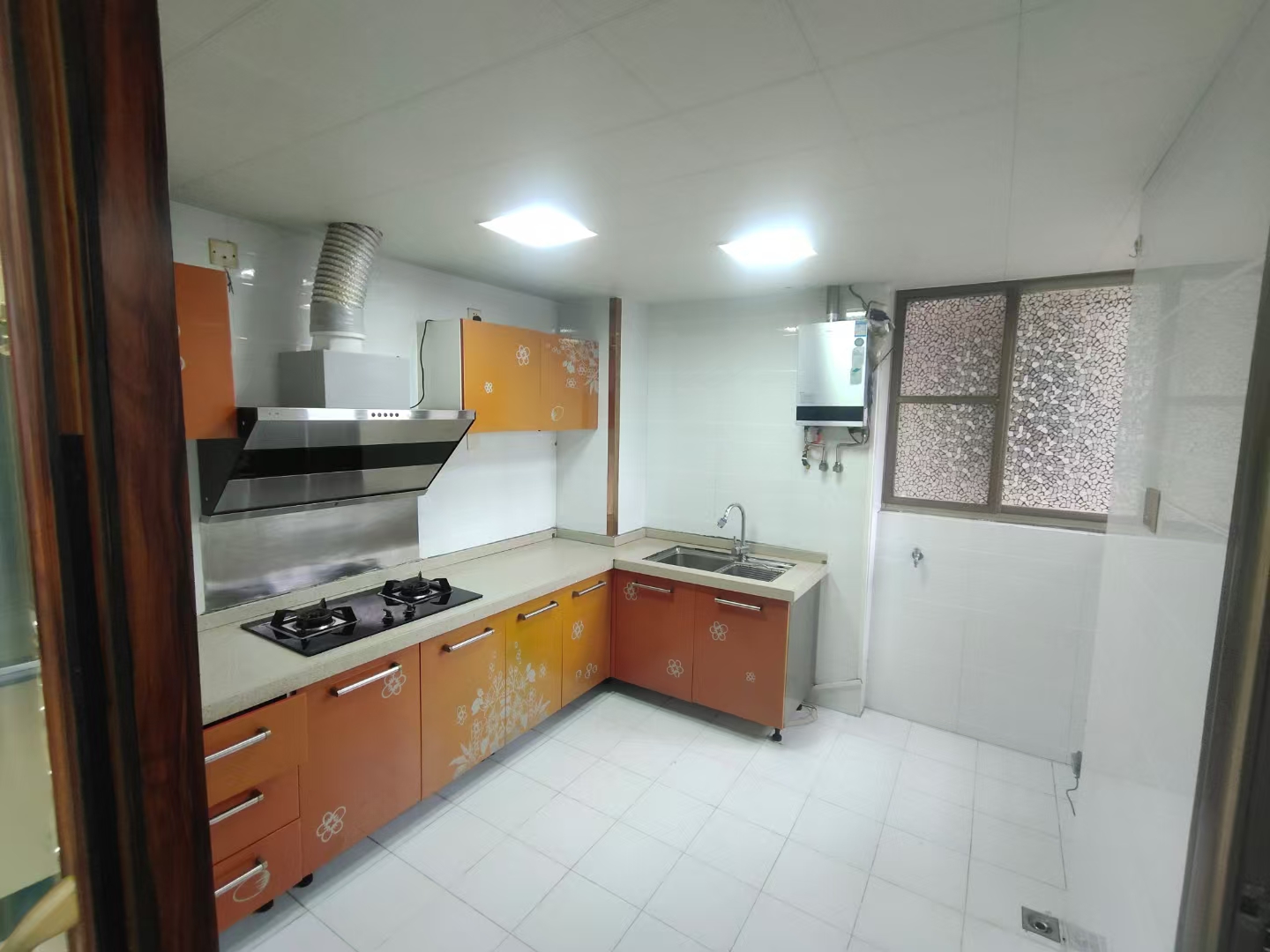 金泰海名轩商住楼 3室1厅1卫 122.0万 金泰海名轩商住楼 3室1厅1卫 122.0万客厅