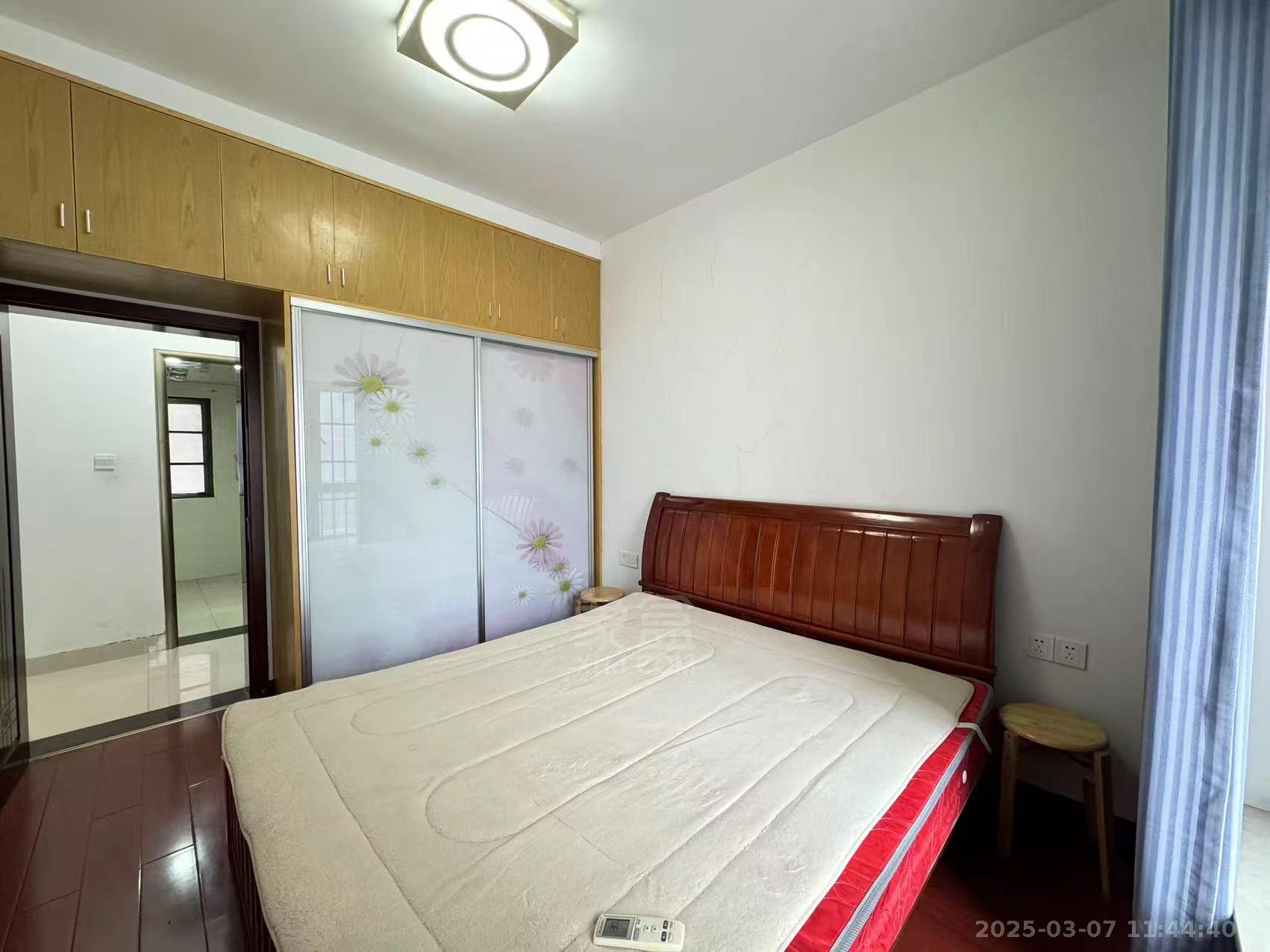 流金岁月-华晨国际 2室1厅1卫 1800.0元/月 流金岁月-华晨国际 2室1厅1卫 1800.0元/月室内图