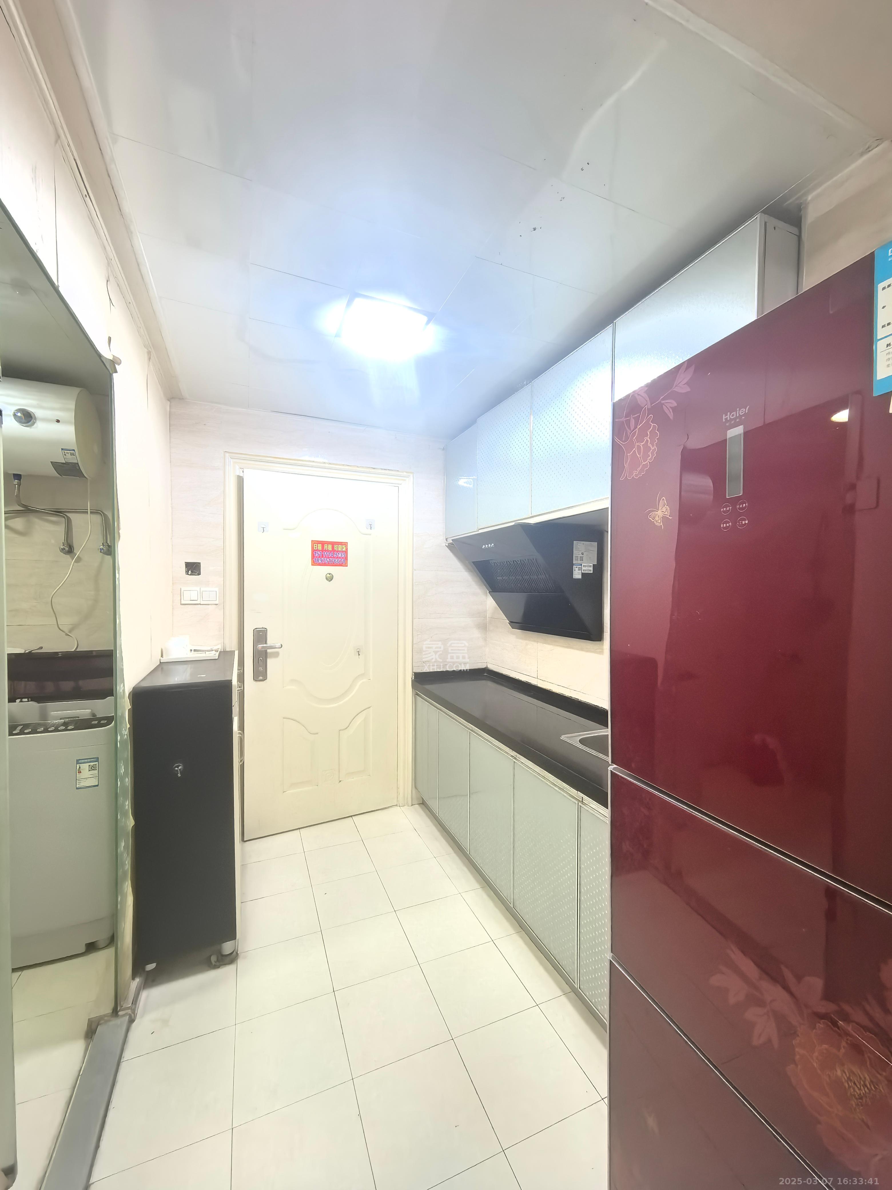 雄海花园 1室1厅1卫 2300.0元/月 雄海花园 1室1厅1卫 2300.0元/月室内图