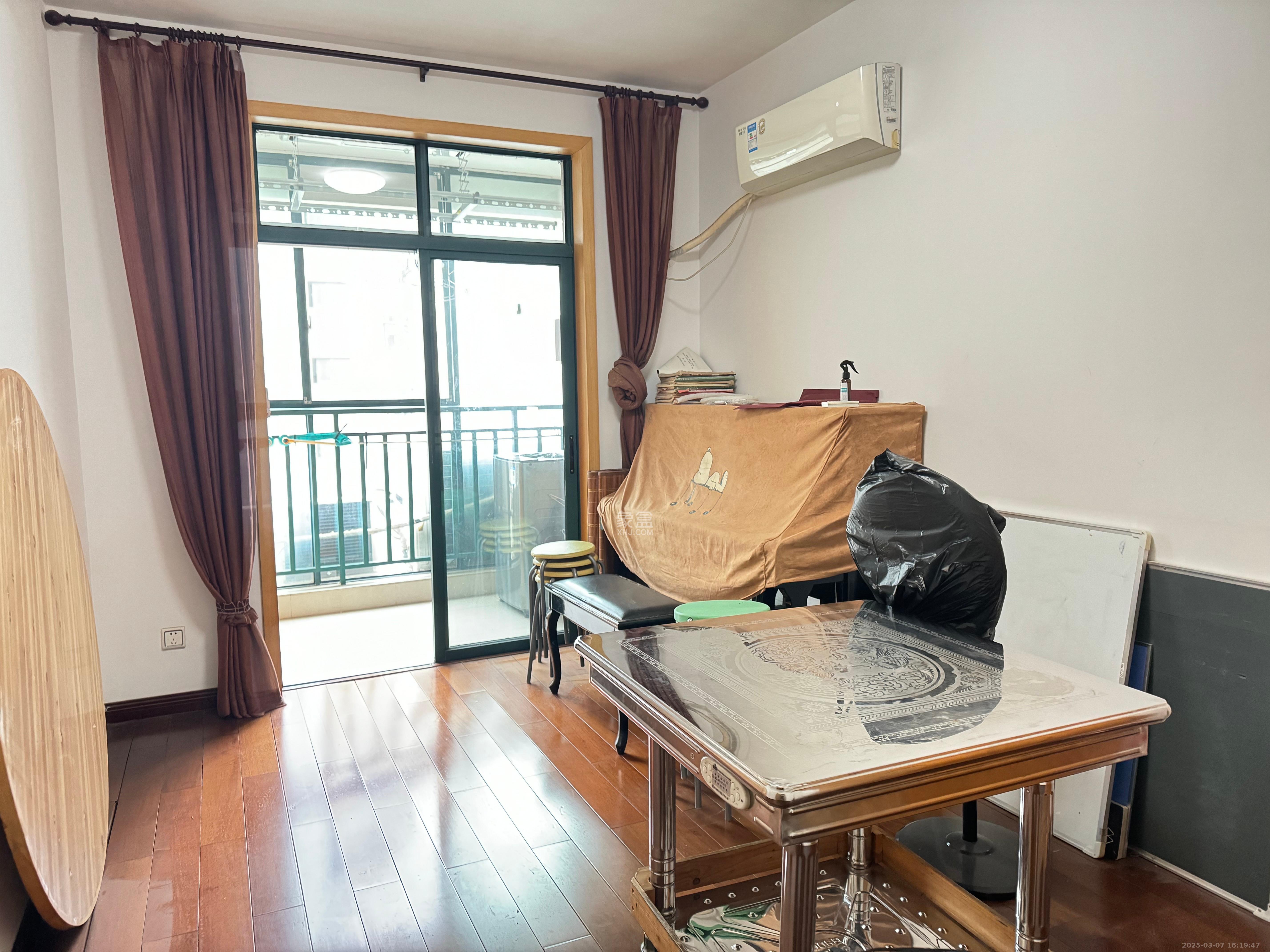 中江国际花城 4室2厅2卫 3700.0元/月 中江国际花城 4室2厅2卫 3700.0元/月室内图