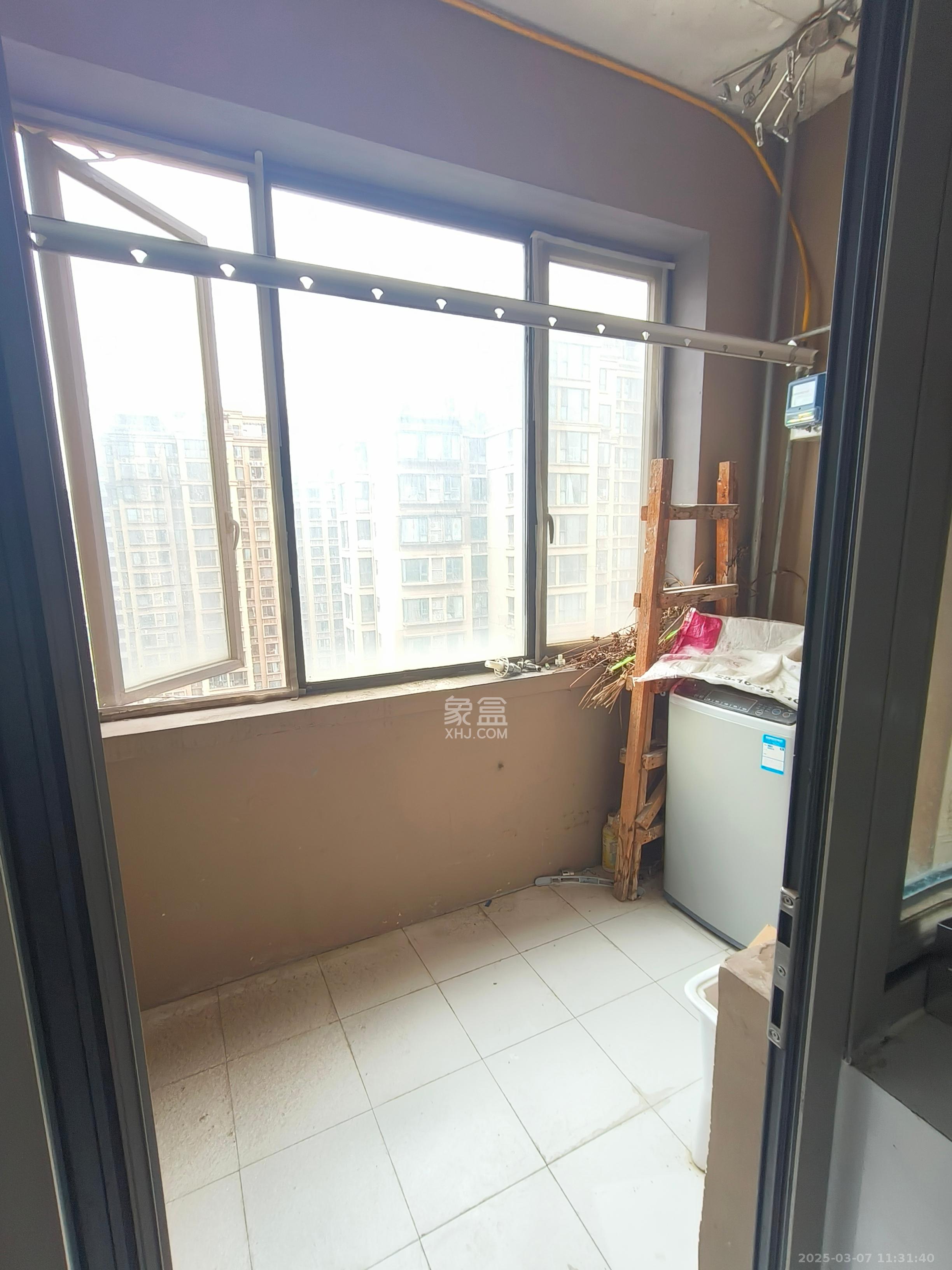 怡海星城 3室2厅1卫 2400.0元/月 怡海星城 3室2厅1卫 2400.0元/月室内图