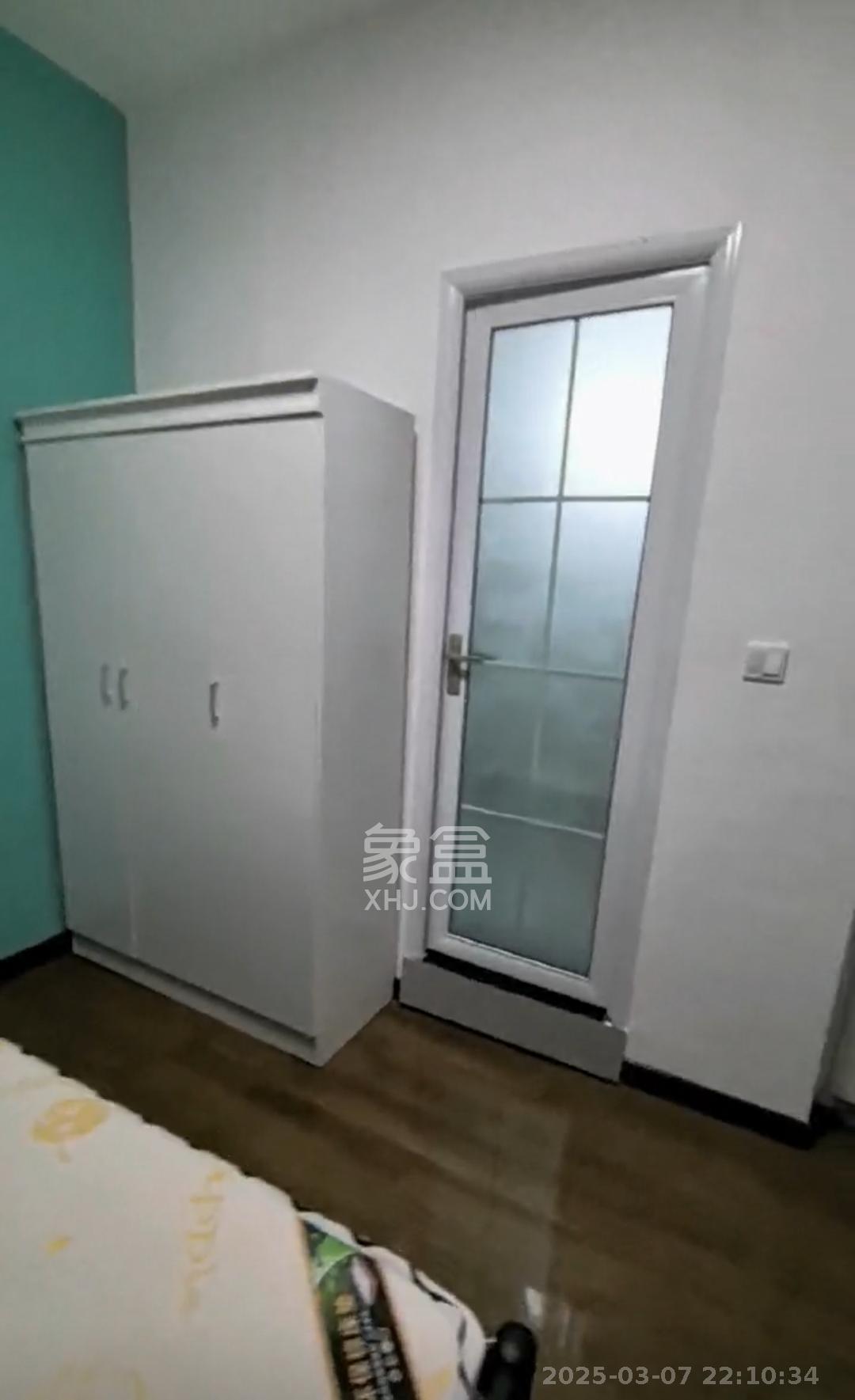 湖湾世景 1室0厅0卫 880.0元/月 湖湾世景 1室0厅0卫 880.0元/月室内图