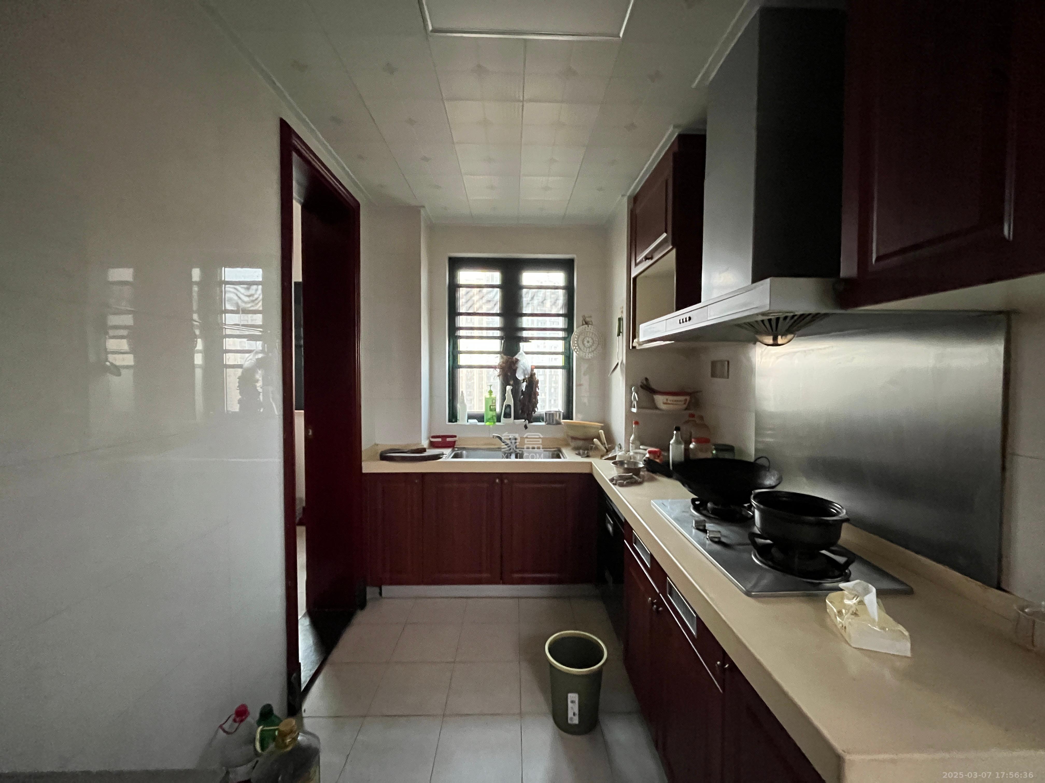 恒大名都 4室2厅2卫 2200.0元/月 恒大名都 4室2厅2卫 2200.0元/月室内图