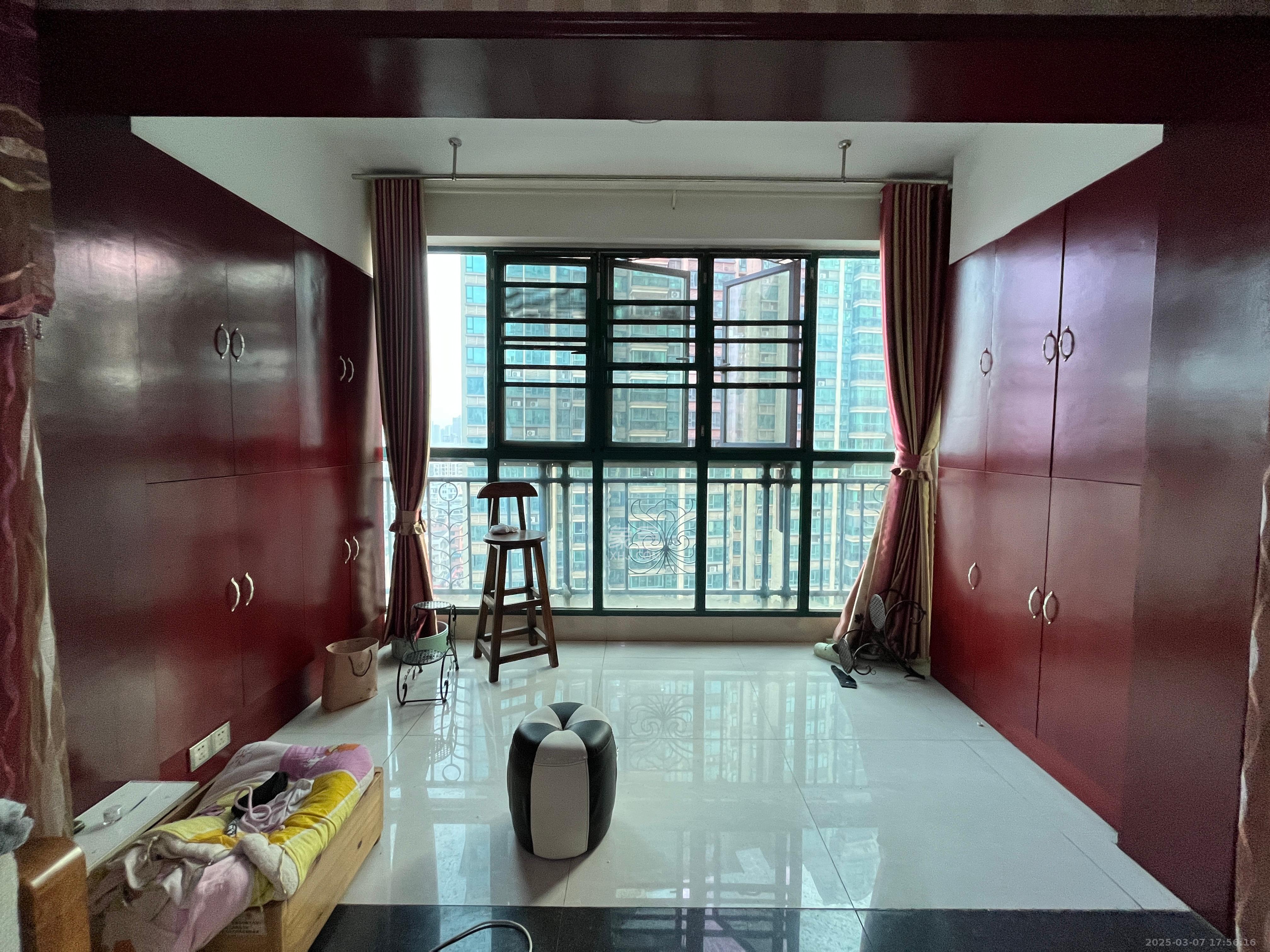 恒大名都 4室2厅2卫 2200.0元/月 恒大名都 4室2厅2卫 2200.0元/月室内图