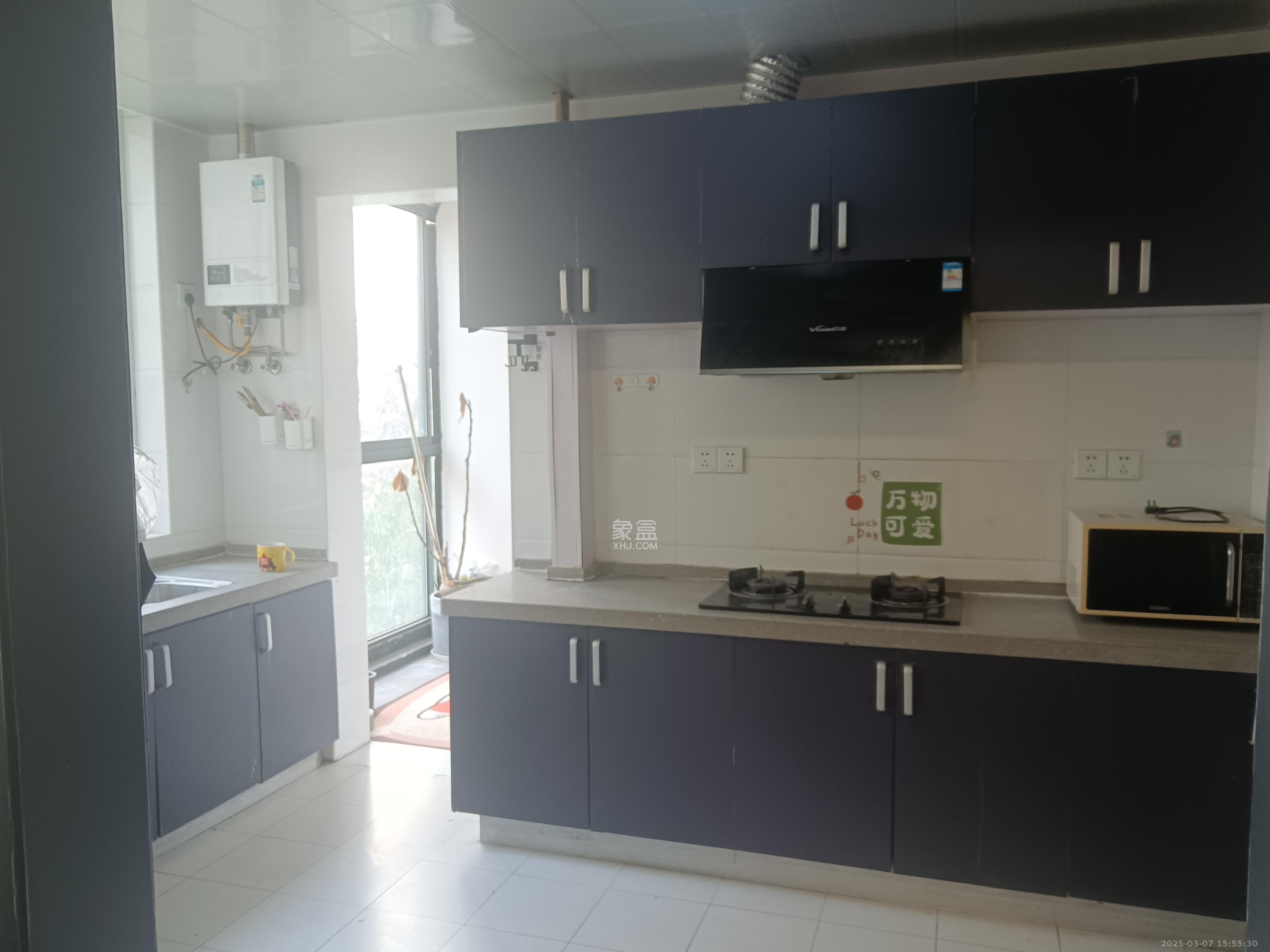 华银天际 3室2厅2卫 2500.0元/月 华银天际 3室2厅2卫 2500.0元/月室内图