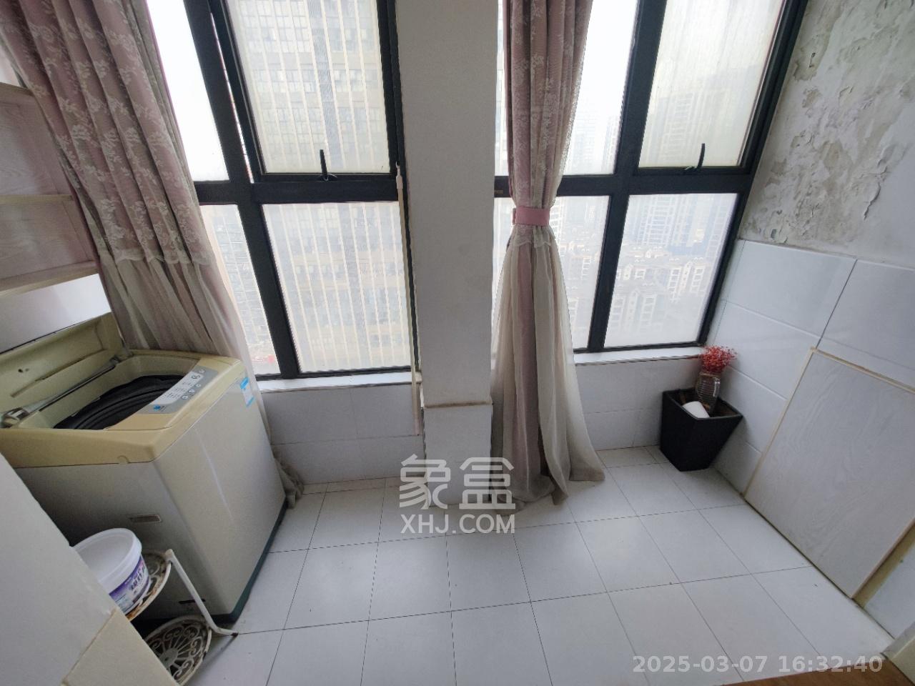万科魅力之城  1室1厅1卫   1300.00元/月室内图