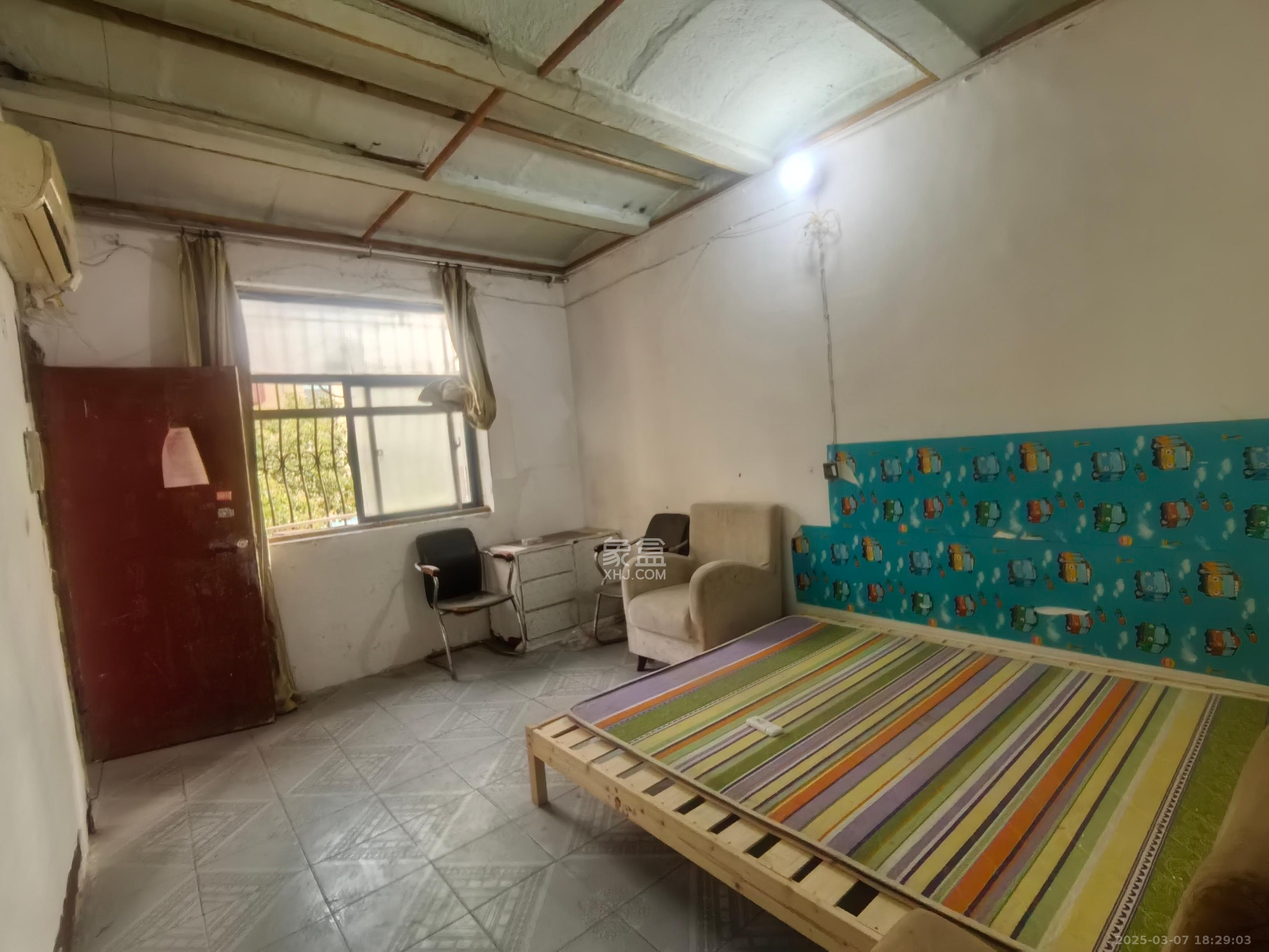 蔡锷路居民点 1室1厅1卫 1200.0元/月 蔡锷路居民点 1室1厅1卫 1200.0元/月室内图