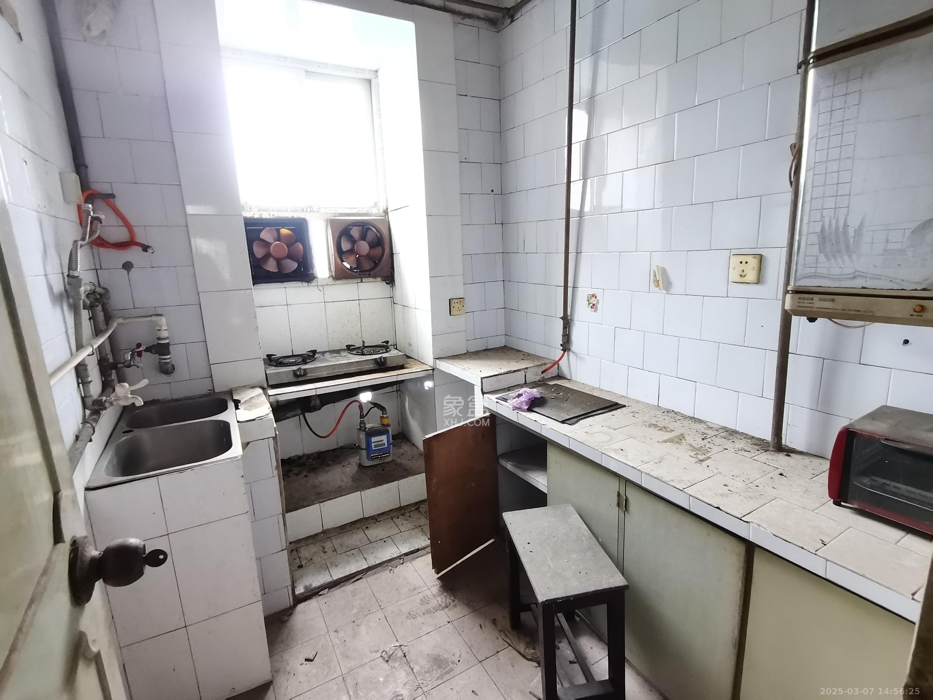 湖南省道路运输管理局 2室1厅1卫 1800.0元/月 湖南省道路运输管理局 2室1厅1卫 1800.0元/月室内图