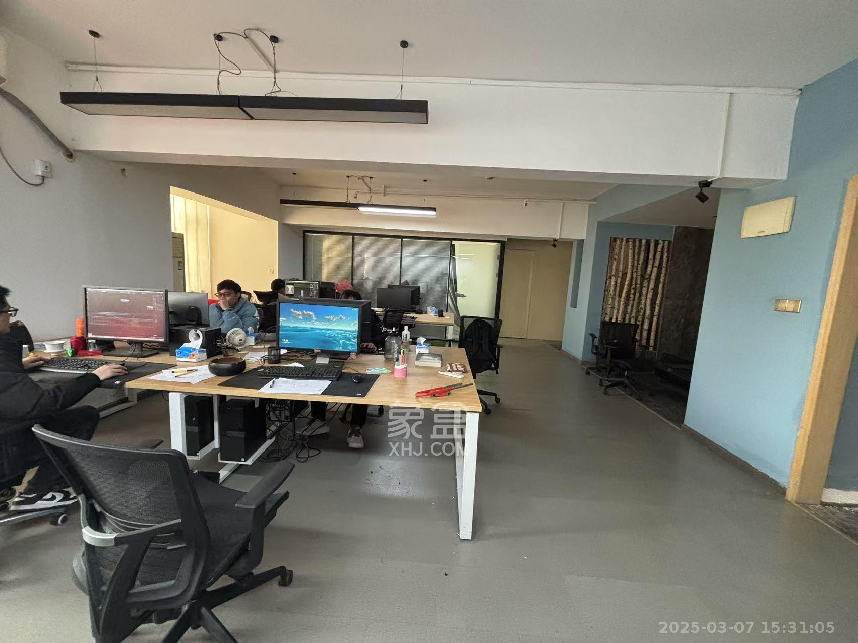 喜盈门范城 1室0厅0卫 4500.0元/月 喜盈门范城 1室0厅0卫 4500.0元/月室内图