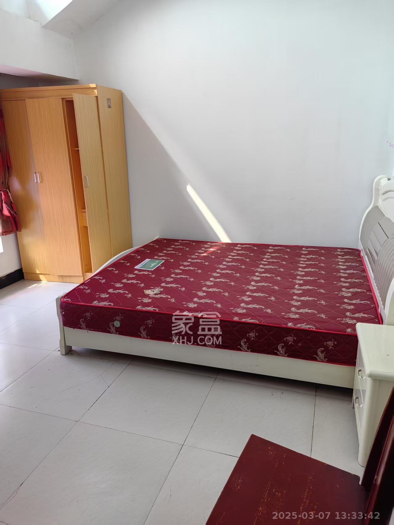 高桥新二号小区  0室1厅1卫   800.00元/月