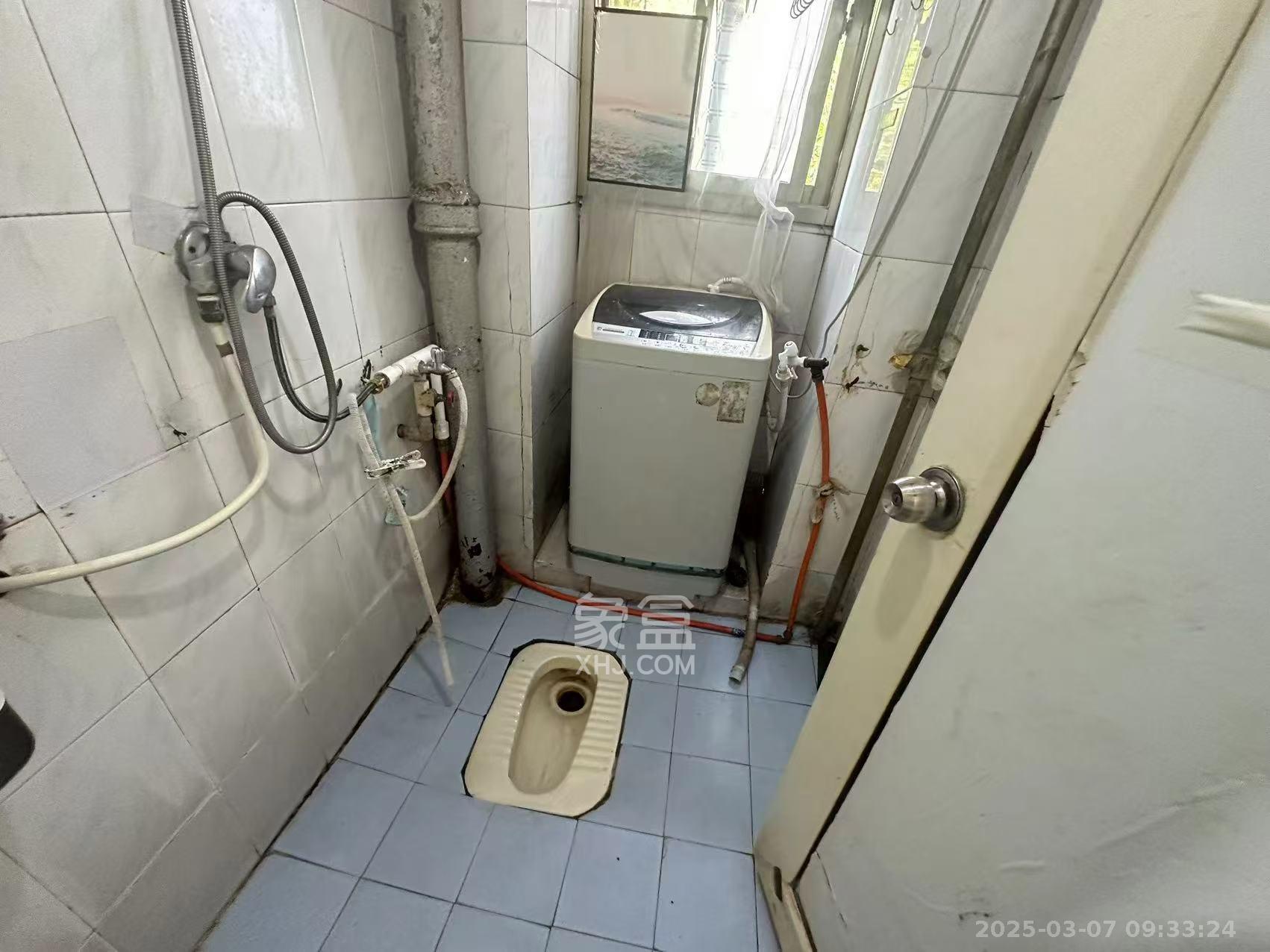 长钢宿舍小区 1室1厅1卫 600.0元/月 长钢宿舍小区 1室1厅1卫 600.0元/月室内图