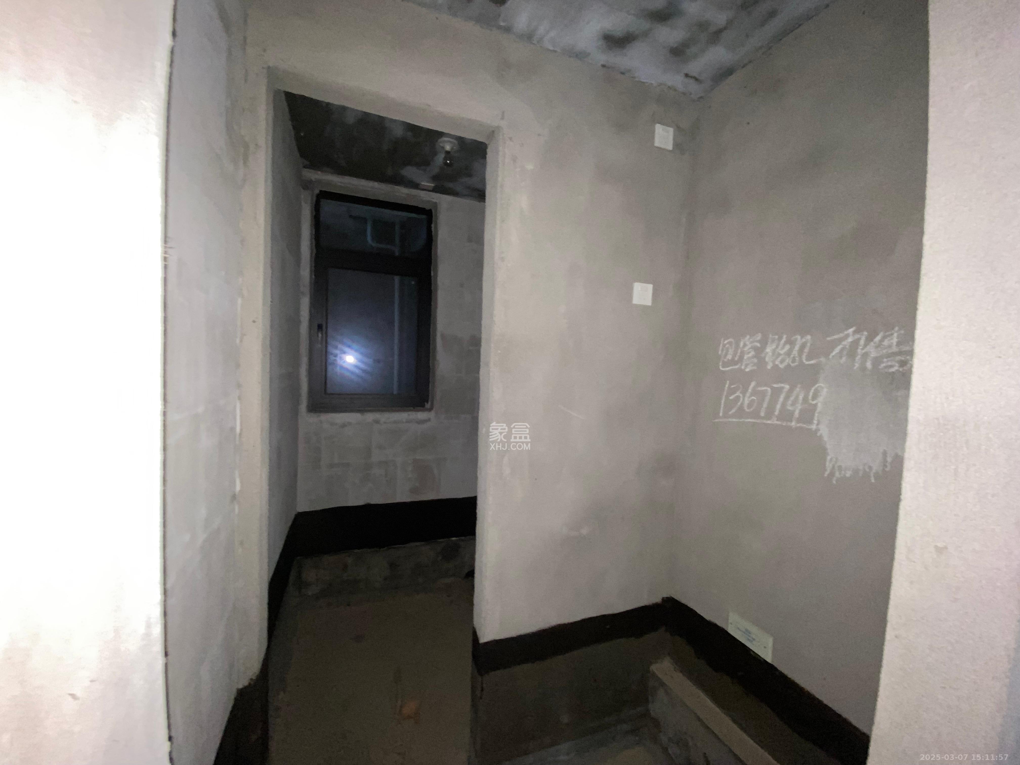 未来漫城 3室2厅1卫 1500.0元/月 未来漫城 3室2厅1卫 1500.0元/月室内图