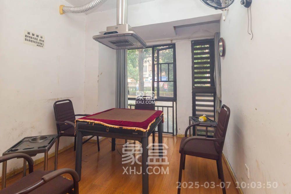 旭辉华庭  4室2厅2卫   2800.00元/月室内图