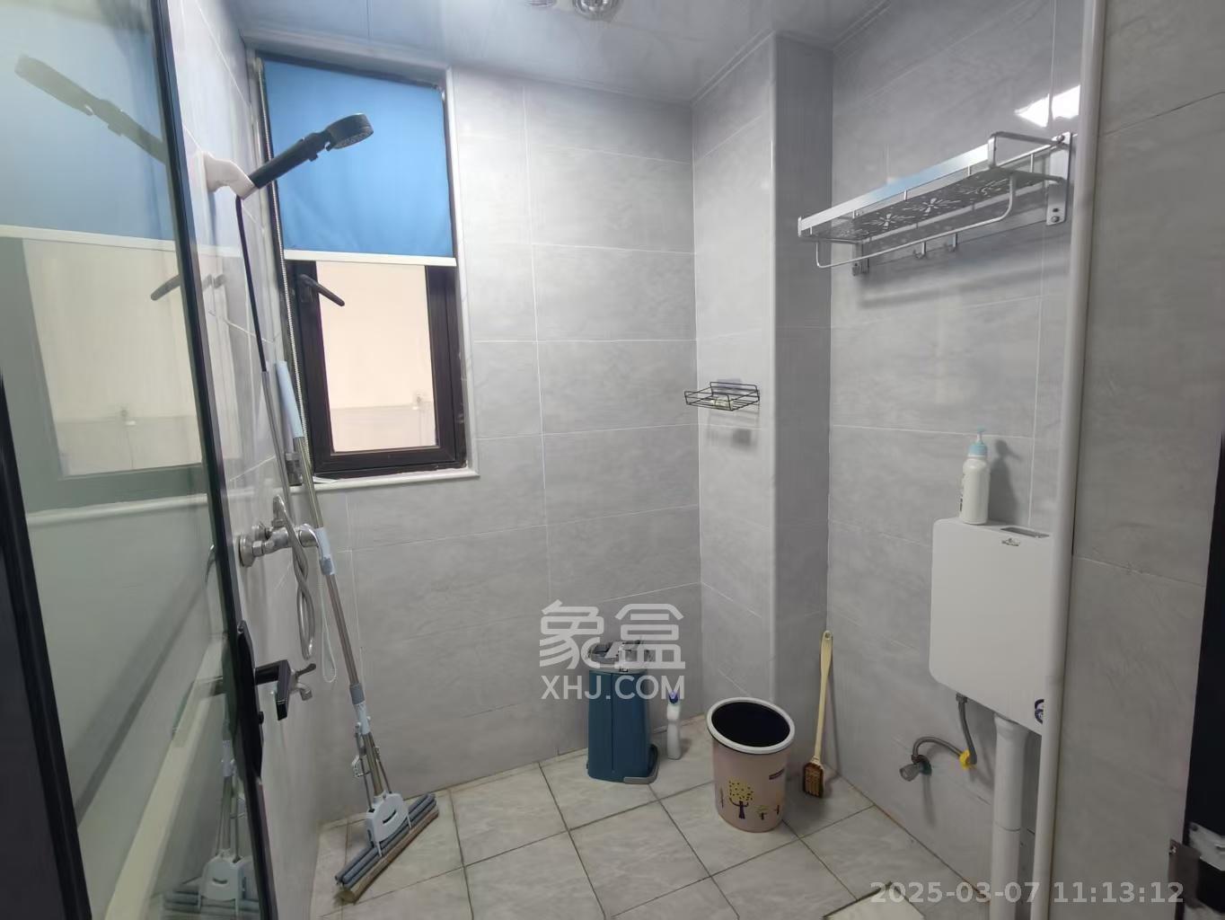 融创融公馆(融创臻苑)  3室2厅2卫    2500.0元/月 融创融公馆(融创臻苑)  3室2厅2卫    2500.0元/月室内图