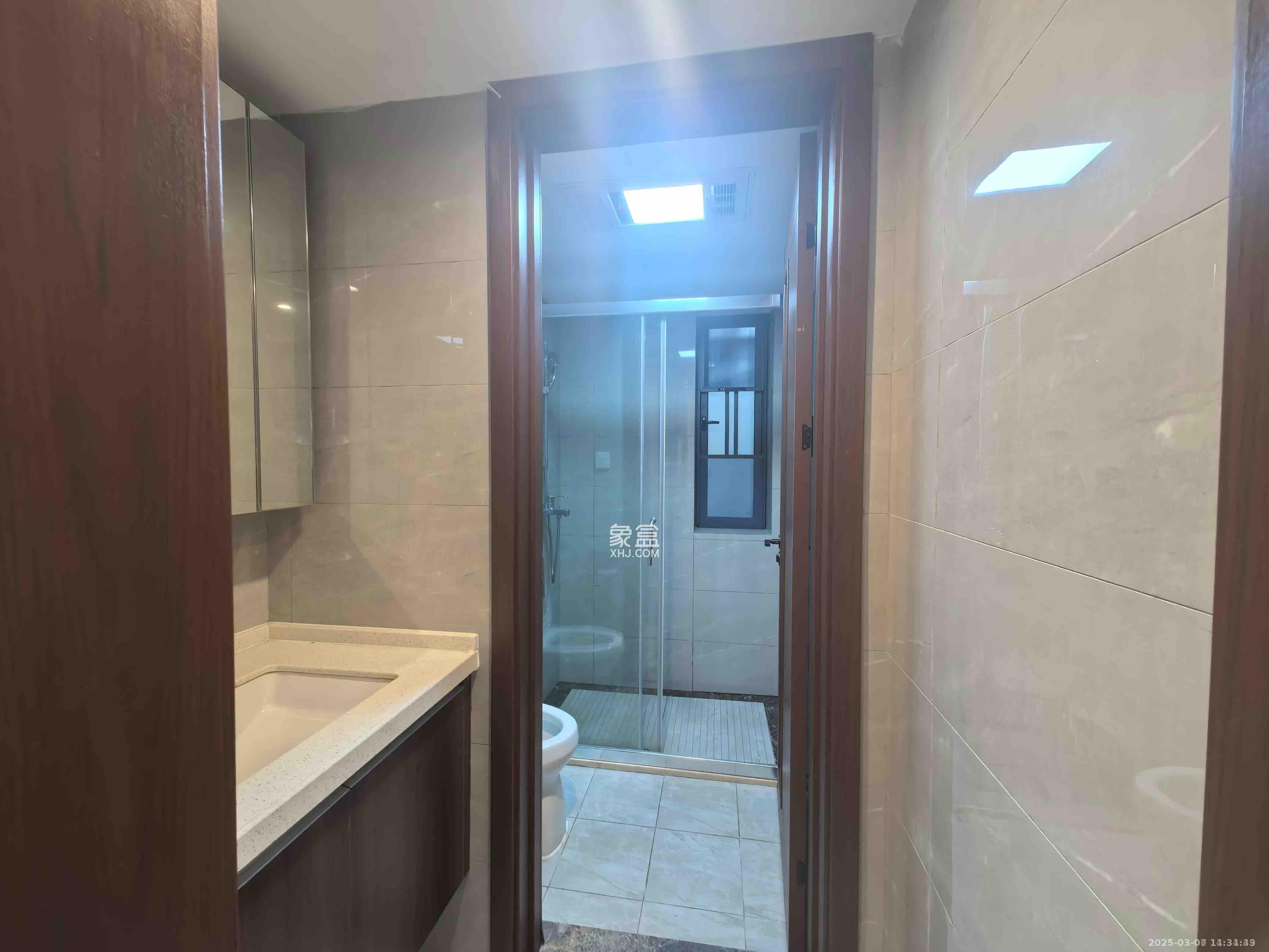 绿地长沙城际空间站(柏仕佳苑) 4室2厅2卫 3500.0元/月 绿地长沙城际空间站(柏仕佳苑) 4室2厅2卫 3500.0元/月室内图