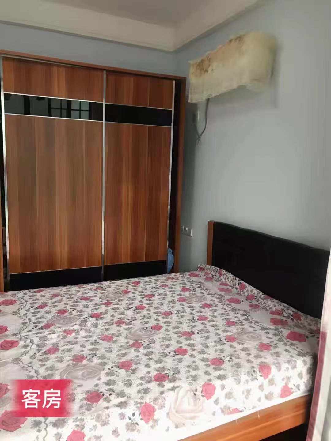 逸臣桃源 3室2厅2卫 2333.00元/月 逸臣桃源 3室2厅2卫 2333.00元/月室内图