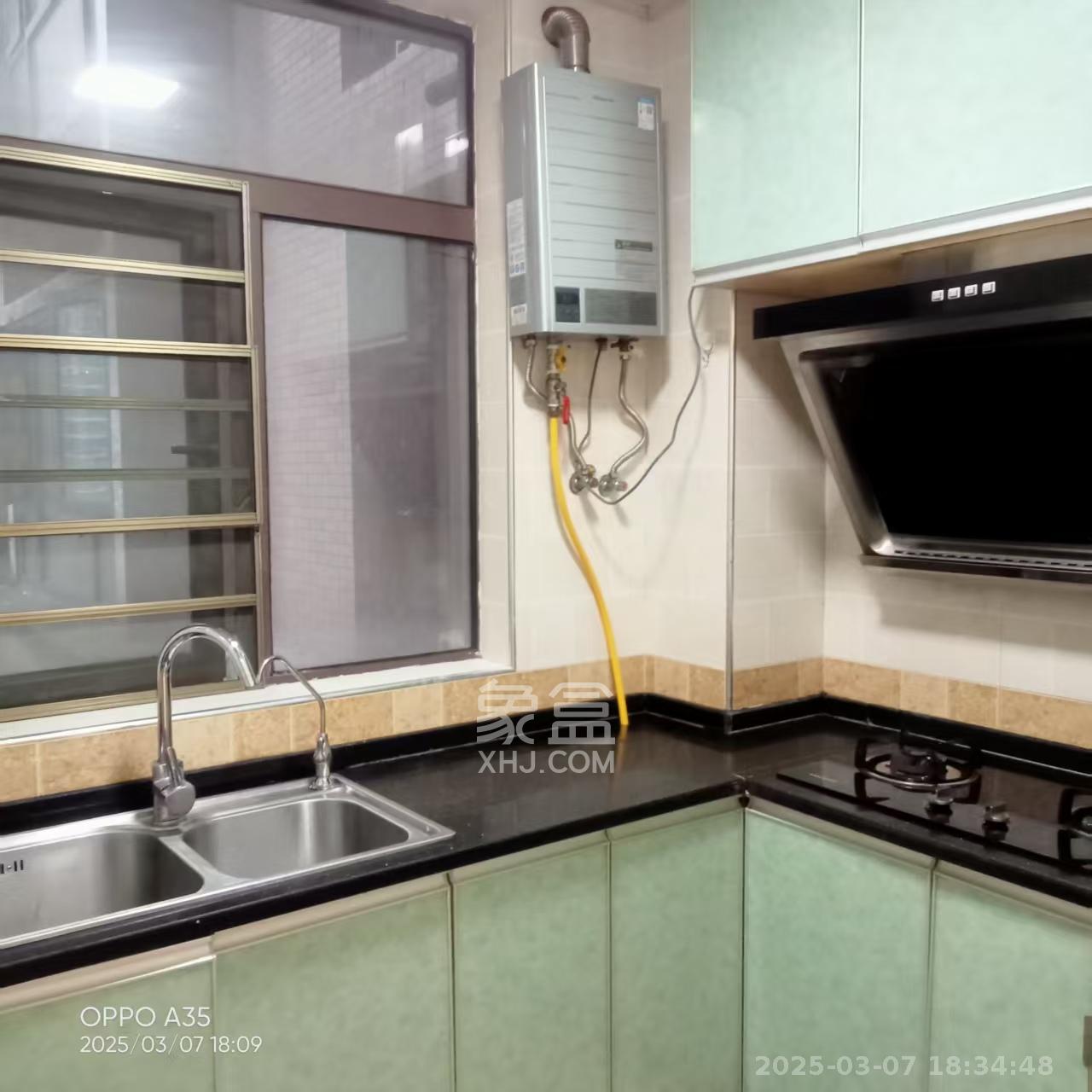 水岸世景  2室1厅1卫   1600.00元/月室内图