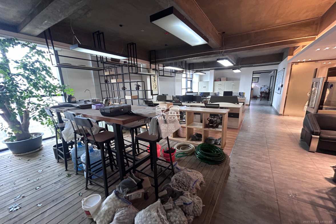 万坤图财富广场 1室1厅0卫 9000.0元/月 万坤图财富广场 1室1厅0卫 9000.0元/月室内图