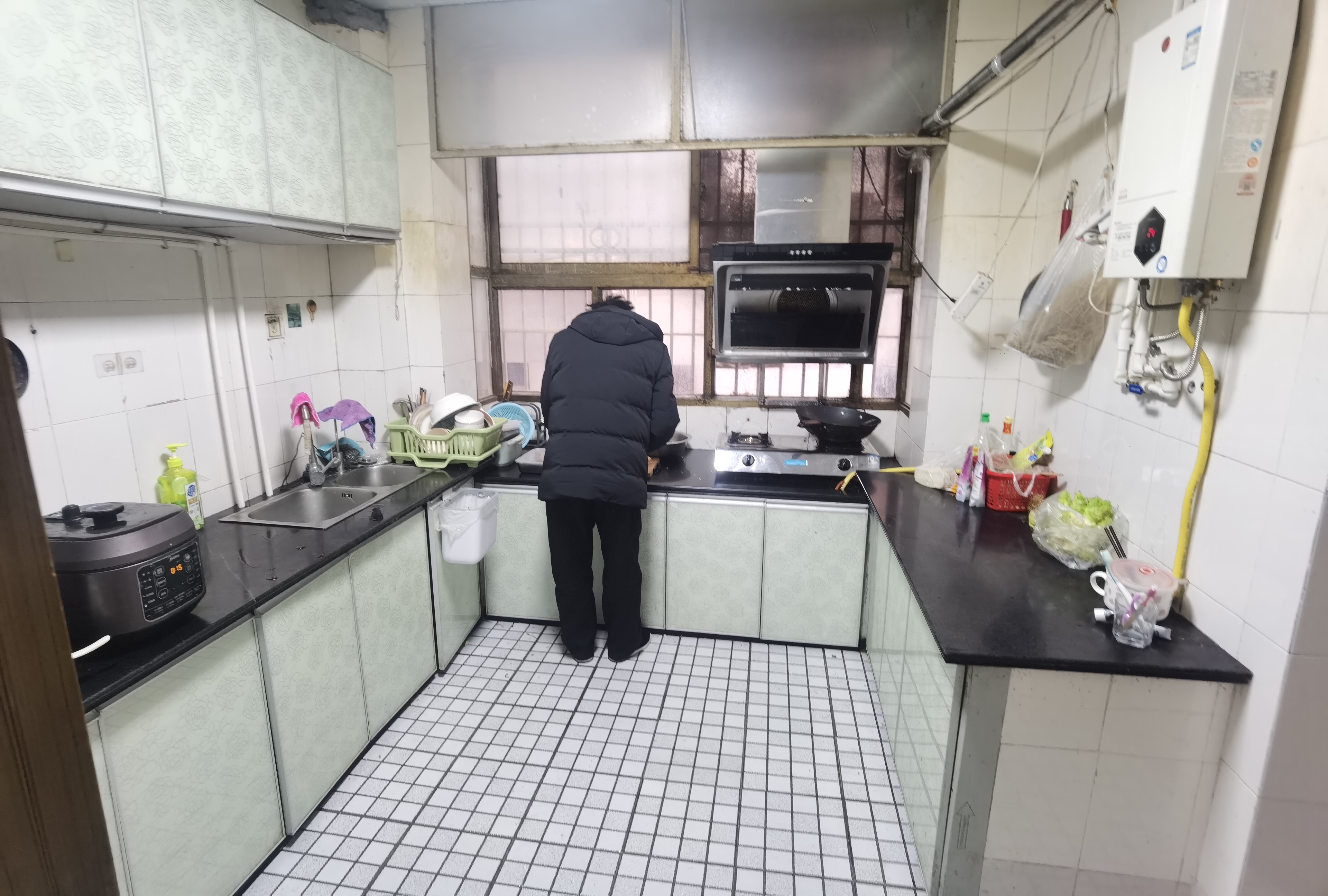 新建社区  3室2厅1卫    39.8万客厅