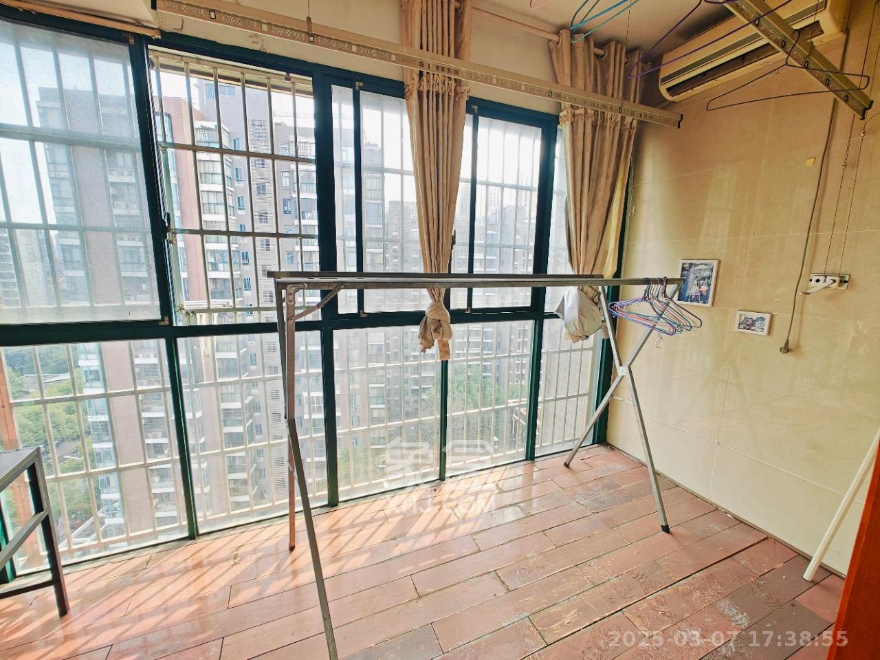 凯乐湘园 7室3厅3卫 5000.0元/月 凯乐湘园 7室3厅3卫 5000.0元/月室内图