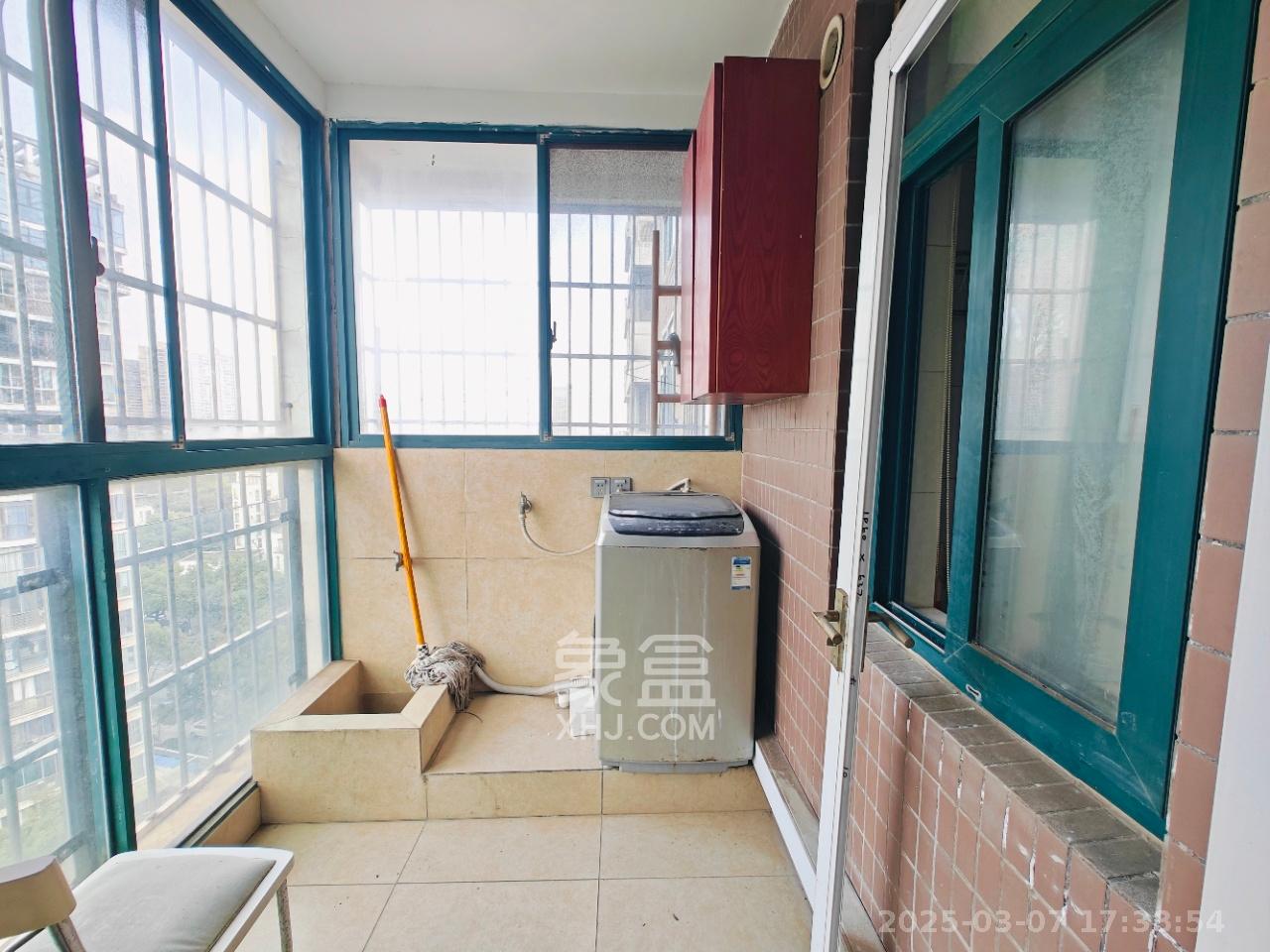 凯乐湘园 7室3厅3卫 5000.0元/月 凯乐湘园 7室3厅3卫 5000.0元/月室内图