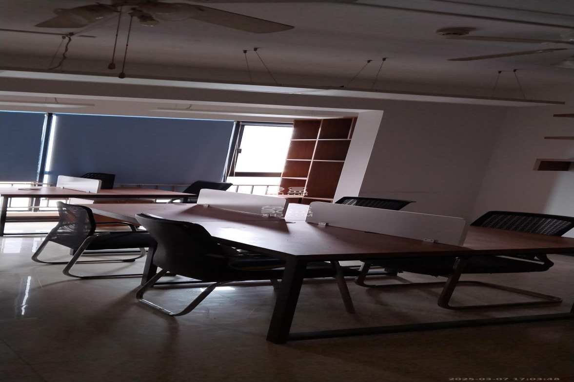 德思勤城市广场(宝格丽公寓) 4室2厅1卫 4800.0元/月 德思勤城市广场(宝格丽公寓) 4室2厅1卫 4800.0元/月室内图