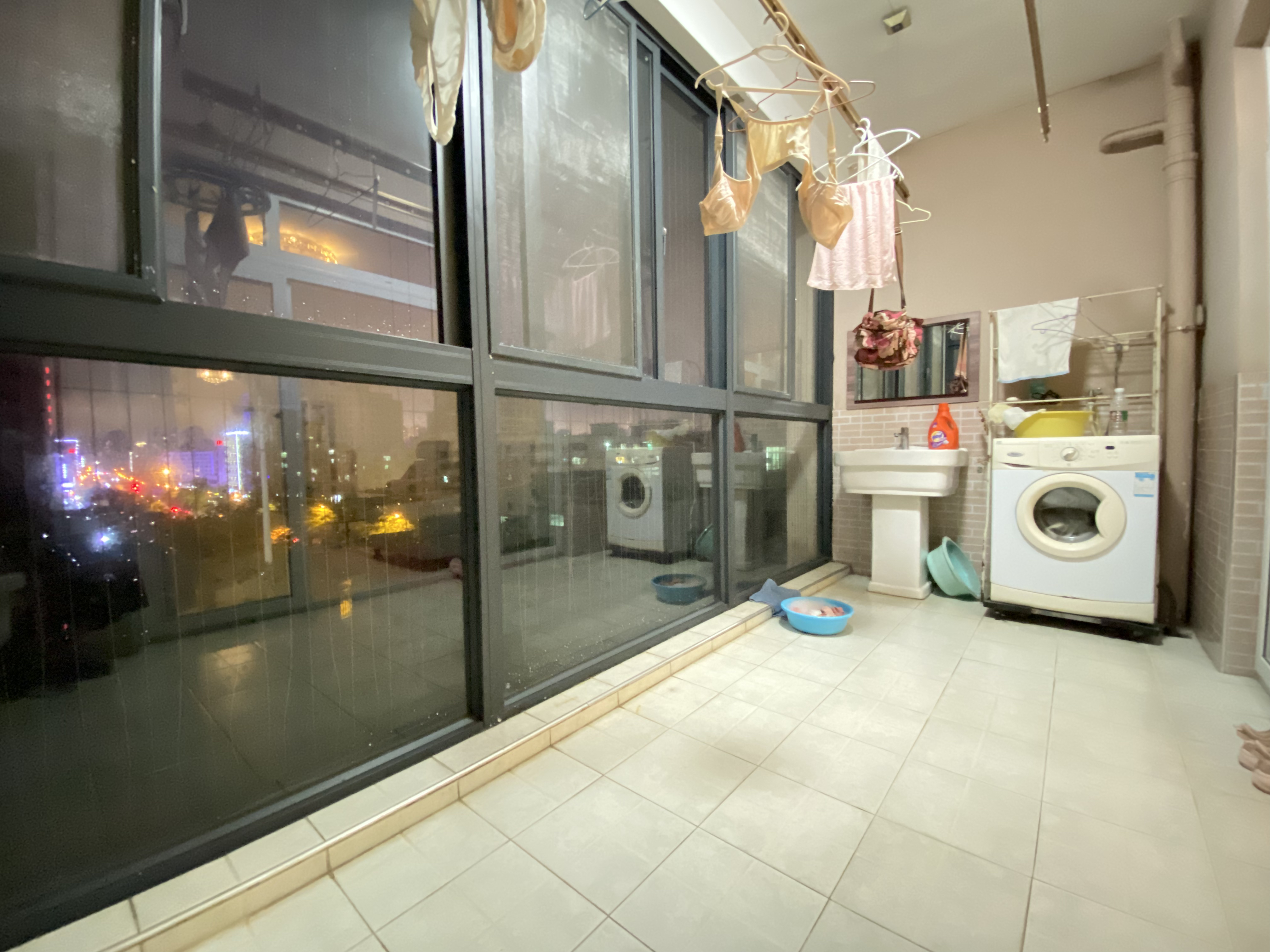 绿谷康都 3室2厅2卫 170.0万 绿谷康都 3室2厅2卫 170.0万室内图