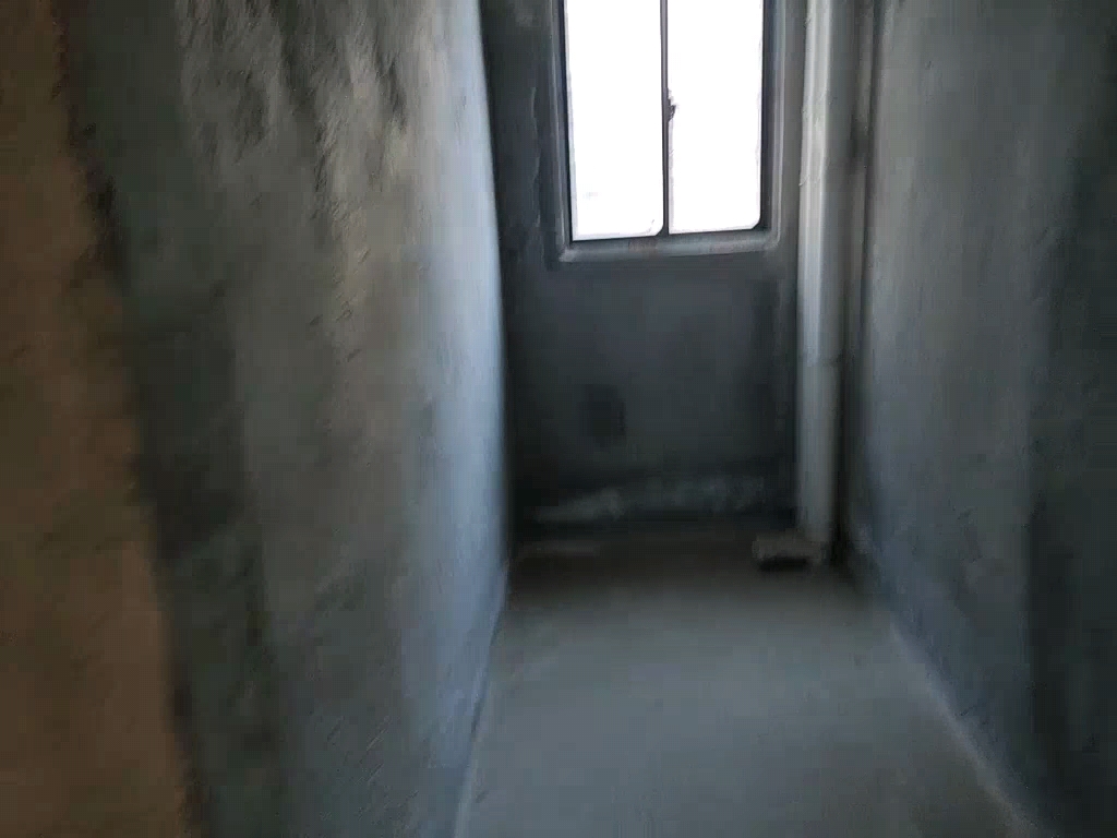 山水印象  4室2厅2卫    120.0万 山水印象  4室2厅2卫    120.0万客厅